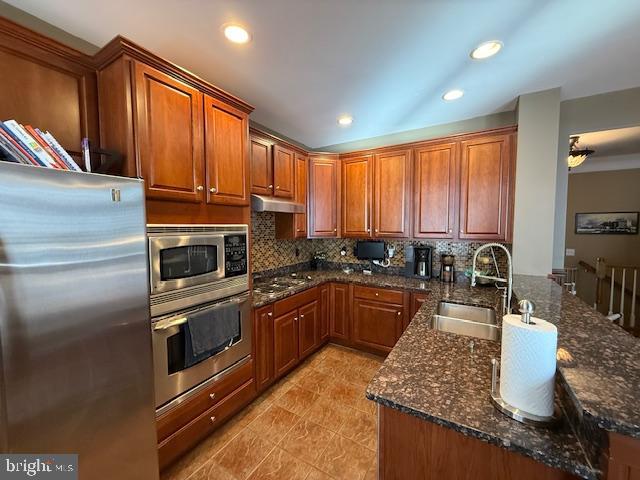 MCHENRY POINTE - Residential