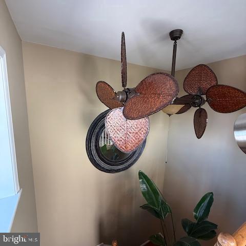 MCHENRY POINTE - Residential