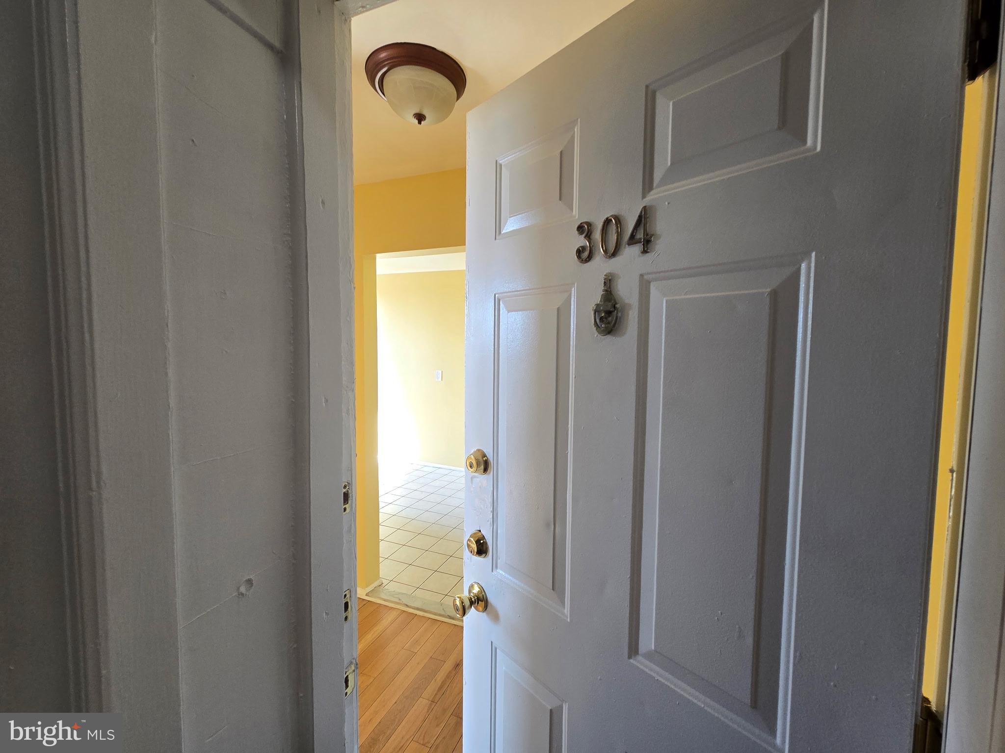 2271 JOHN F KENNEDY BOULEVARD 304
