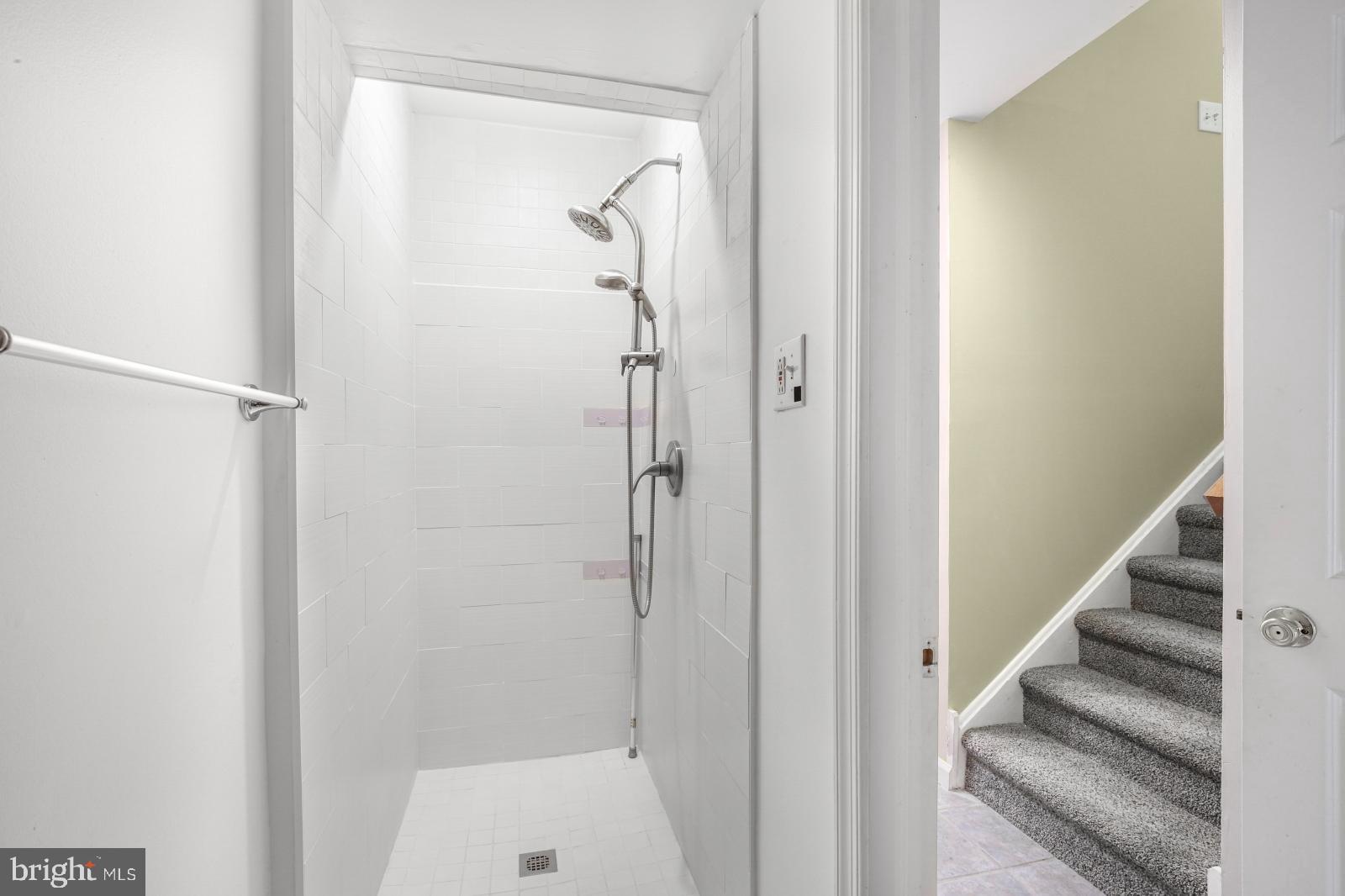 CALLOWHILL - Residential Lease