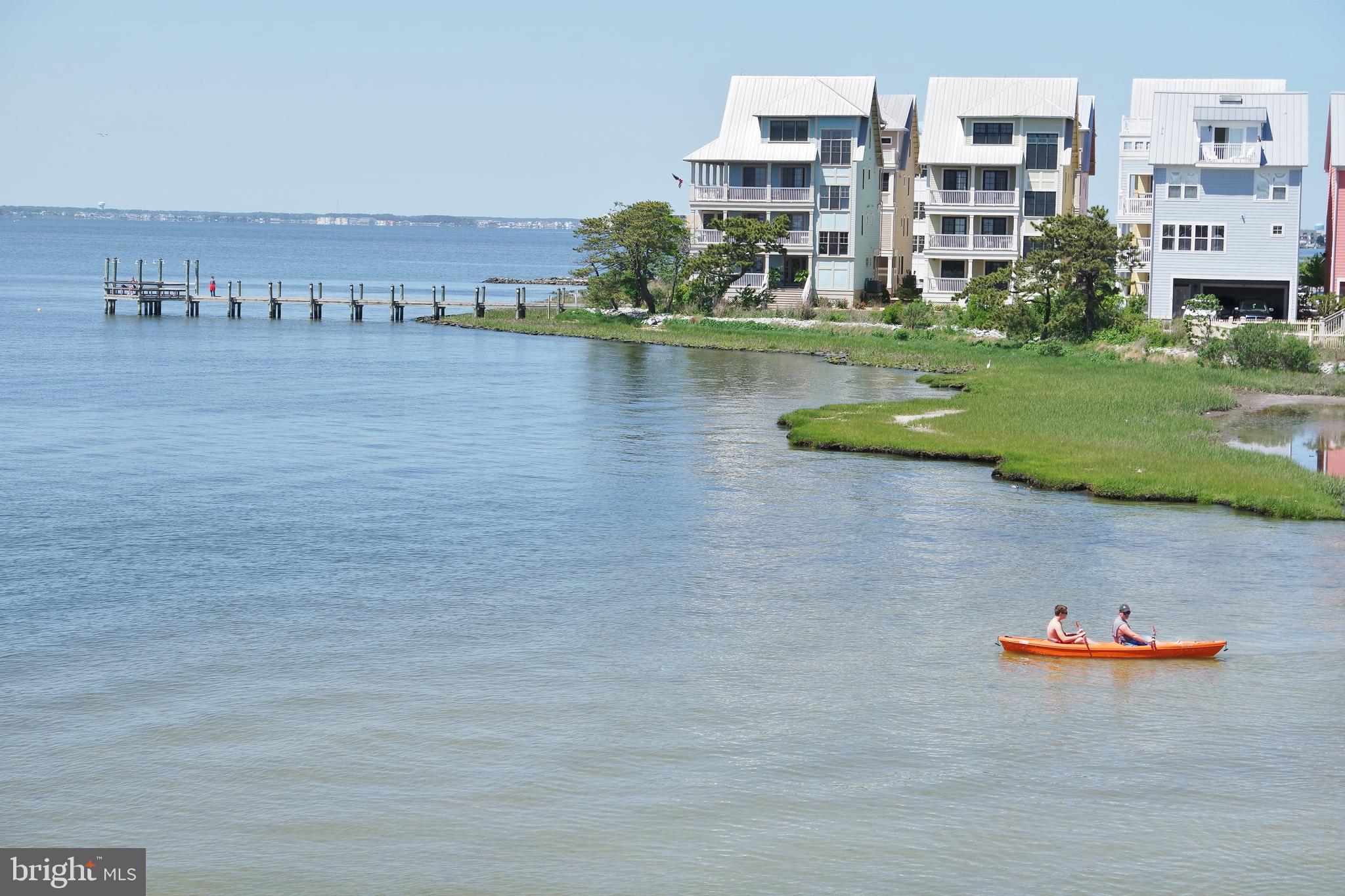 SUNSET ISLAND - Residential
