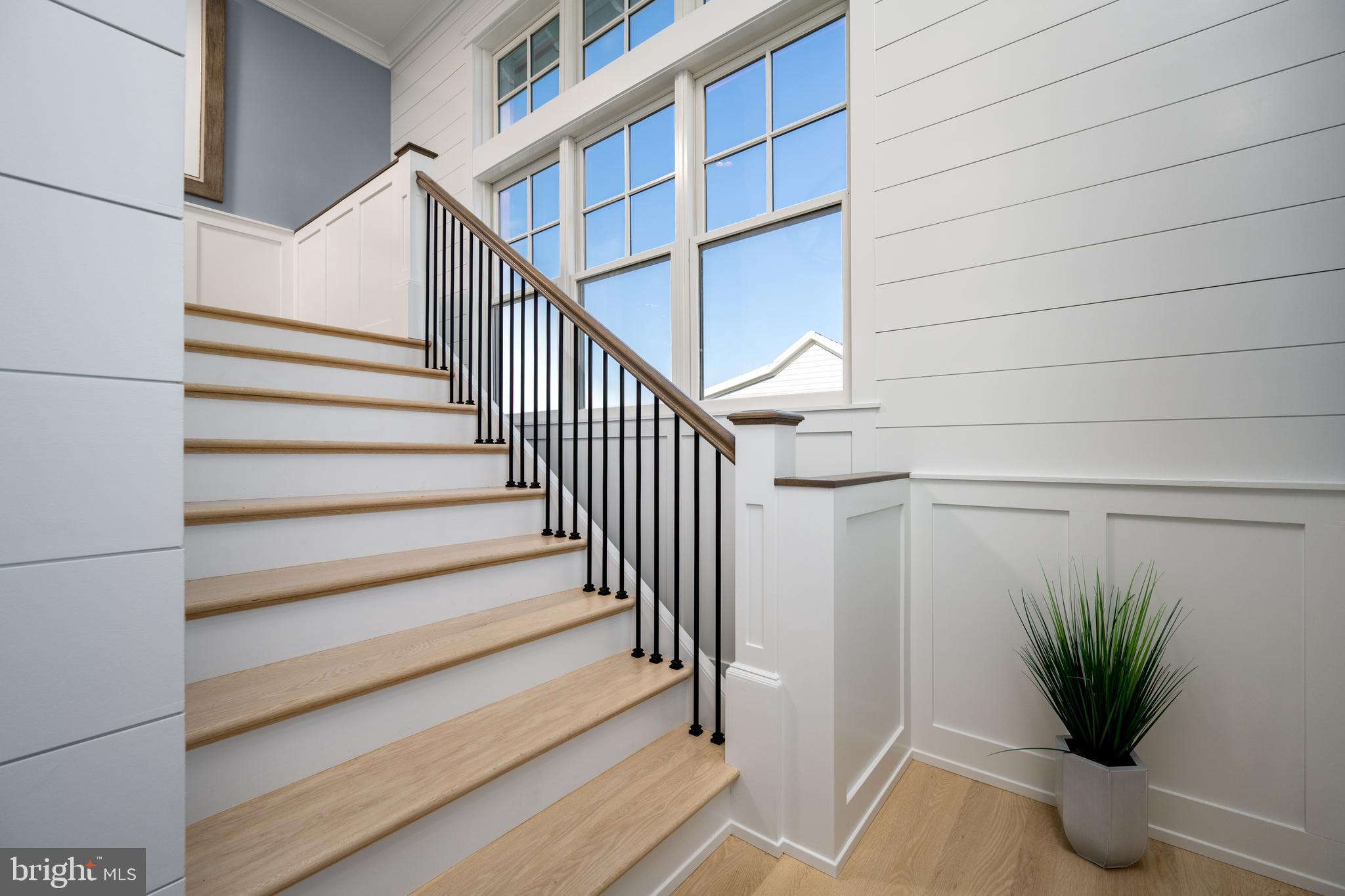 SUNSET ISLAND - Residential