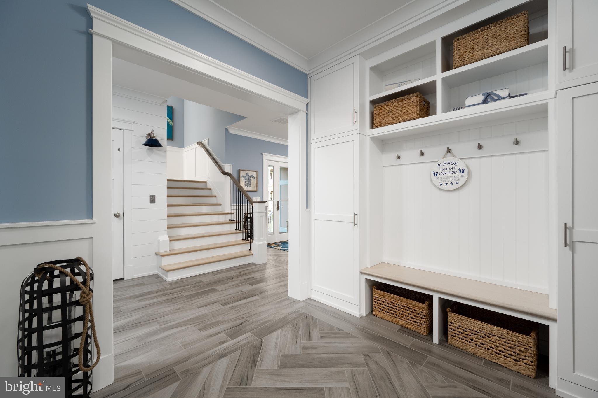 SUNSET ISLAND - Residential