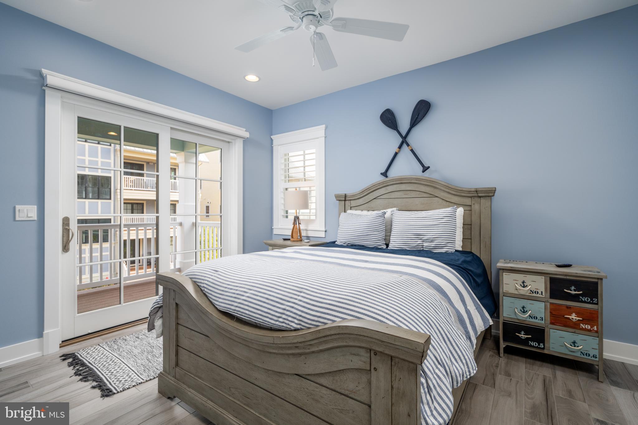 SUNSET ISLAND - Residential