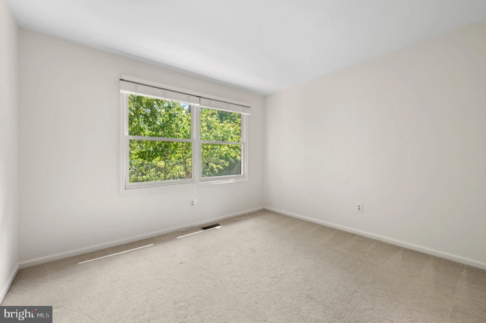 Chesterbrook, Pennsylvania 19087, United States, 3 Bedrooms Bedrooms, ,3 BathroomsBathrooms,Residential,Active,203349