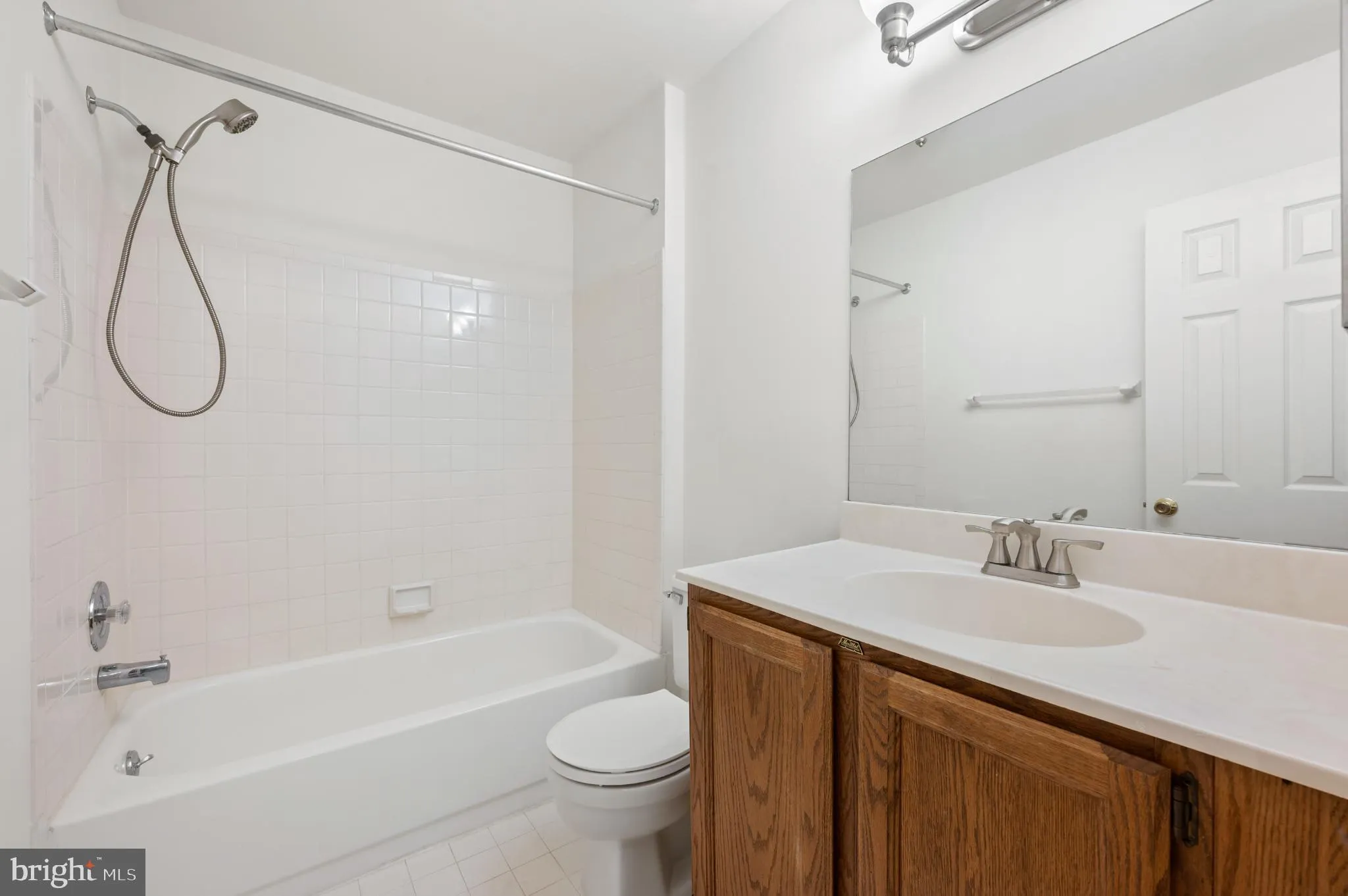 Chesterbrook, Pennsylvania 19087, United States, 3 Bedrooms Bedrooms, ,3 BathroomsBathrooms,Residential,Active,203349