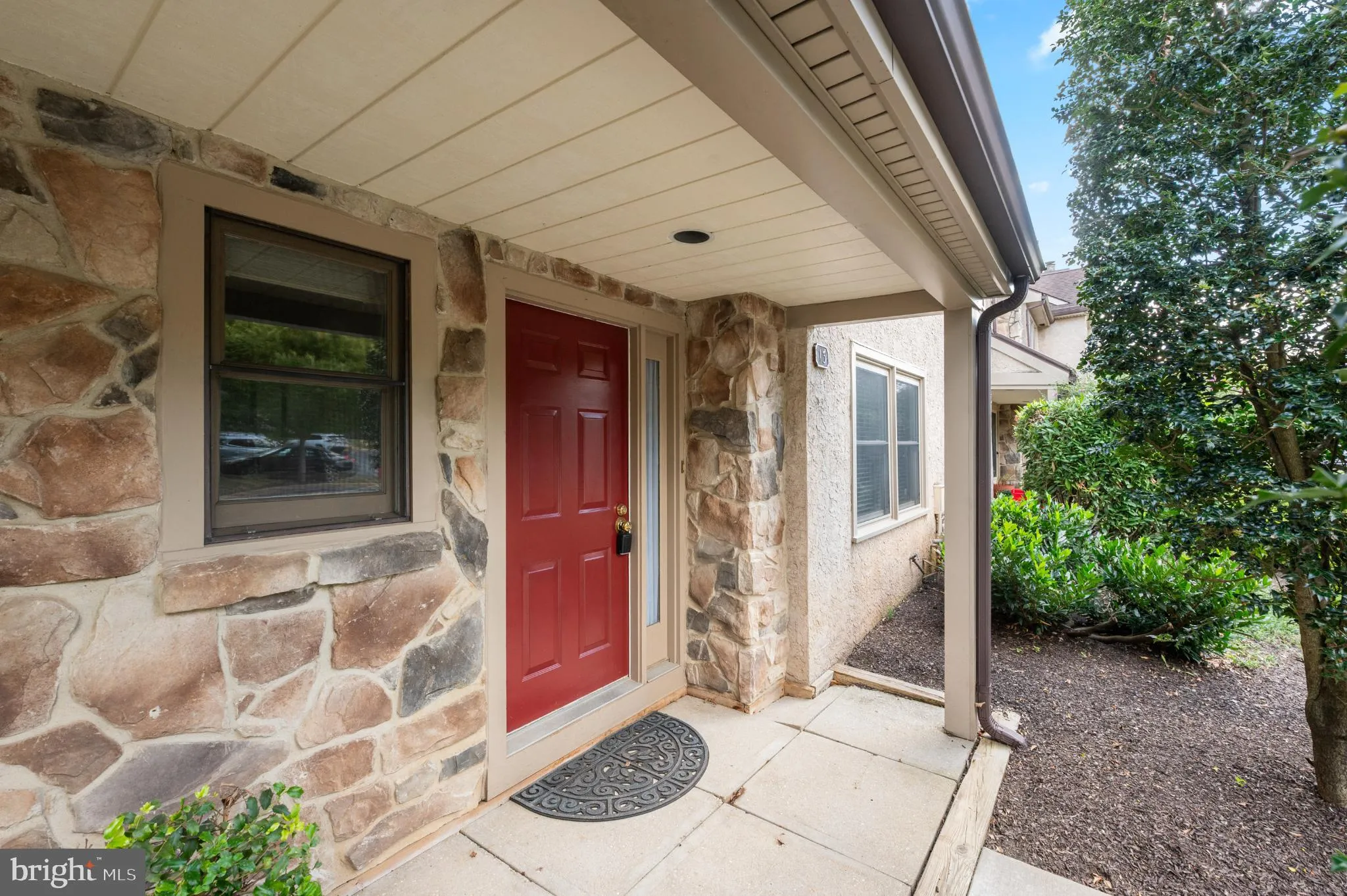 Chesterbrook, Pennsylvania 19087, United States, 3 Bedrooms Bedrooms, ,3 BathroomsBathrooms,Residential,Active,203349