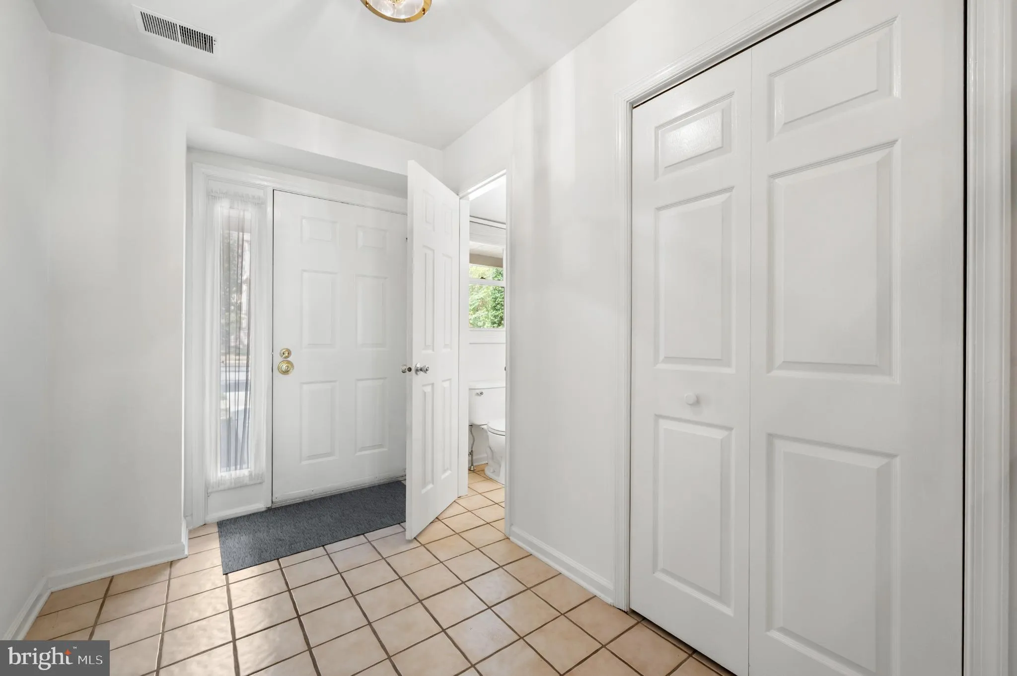 Chesterbrook, Pennsylvania 19087, United States, 3 Bedrooms Bedrooms, ,3 BathroomsBathrooms,Residential,Active,203349