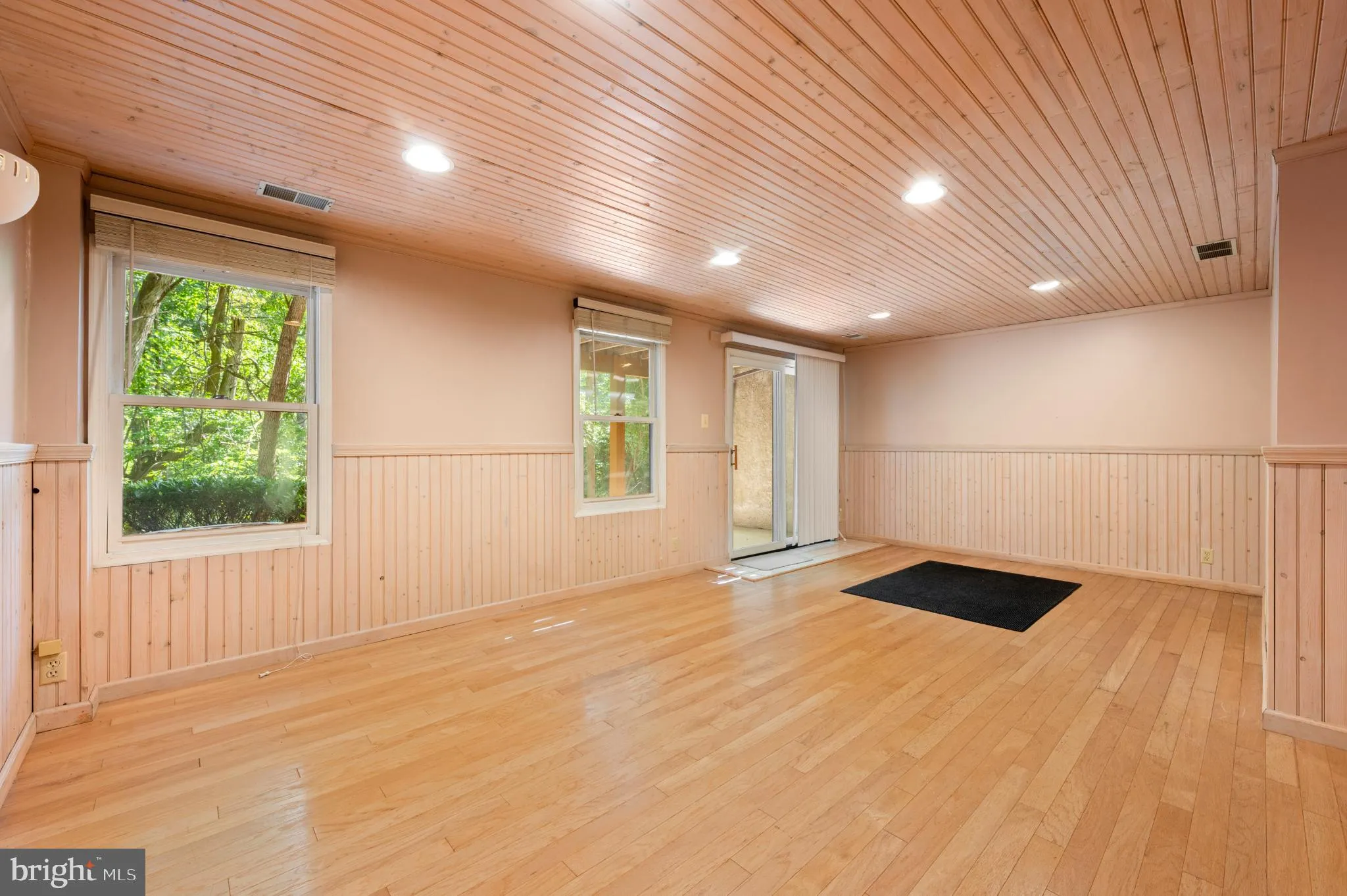 Chesterbrook, Pennsylvania 19087, United States, 3 Bedrooms Bedrooms, ,3 BathroomsBathrooms,Residential,Active,203349