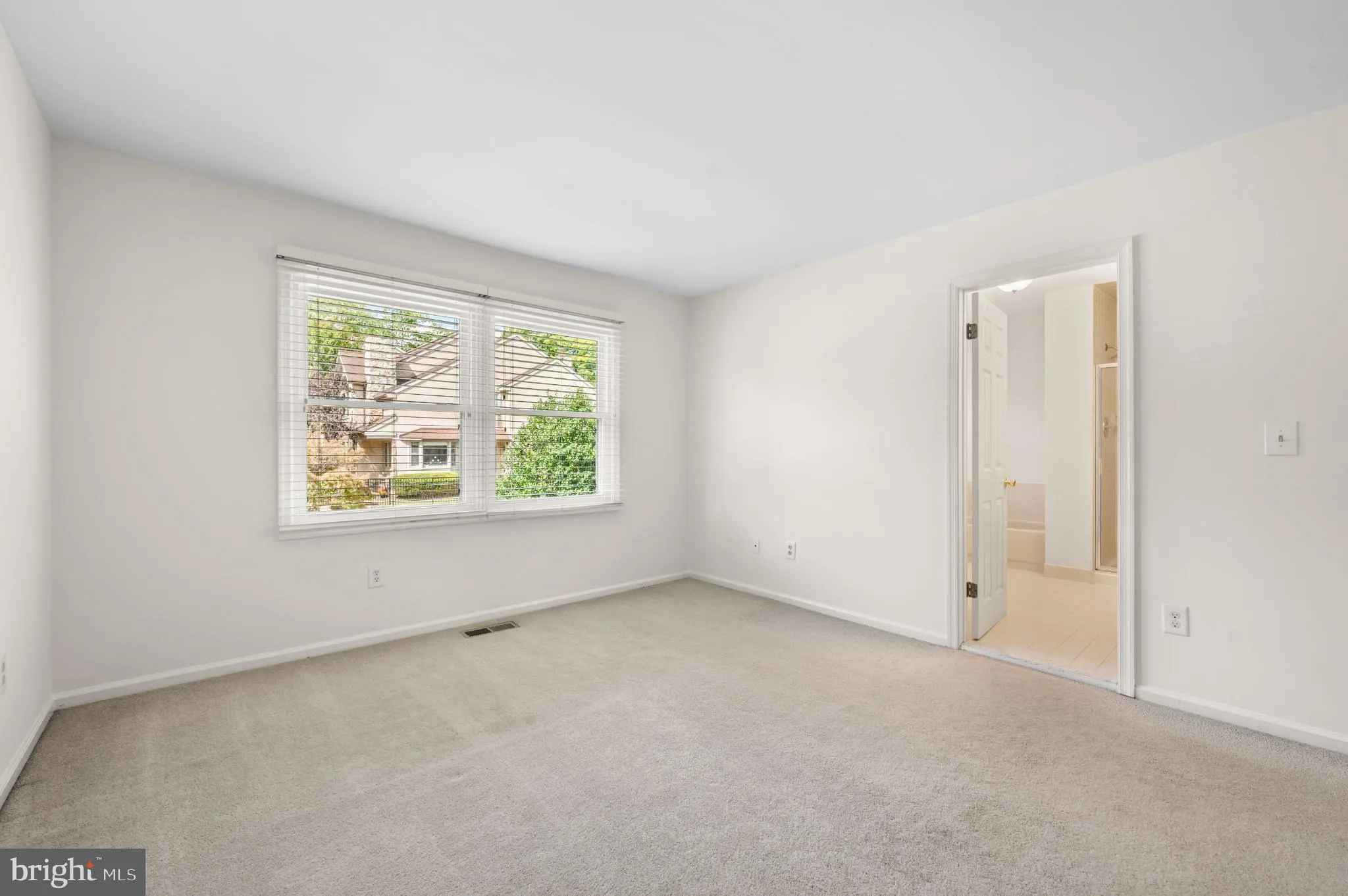 Chesterbrook, Pennsylvania 19087, United States, 3 Bedrooms Bedrooms, ,3 BathroomsBathrooms,Residential,Active,203349