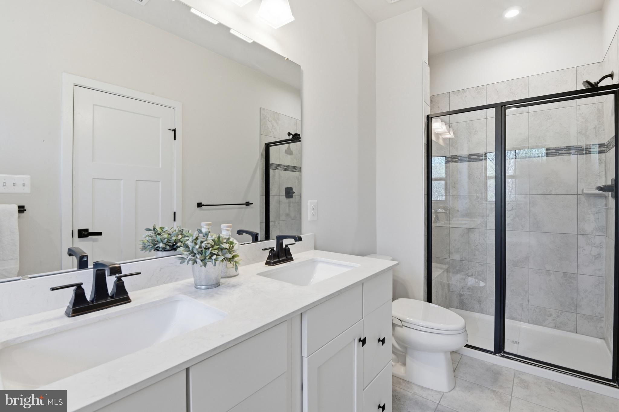 LAKE LINGANORE OAKDALE - Residential