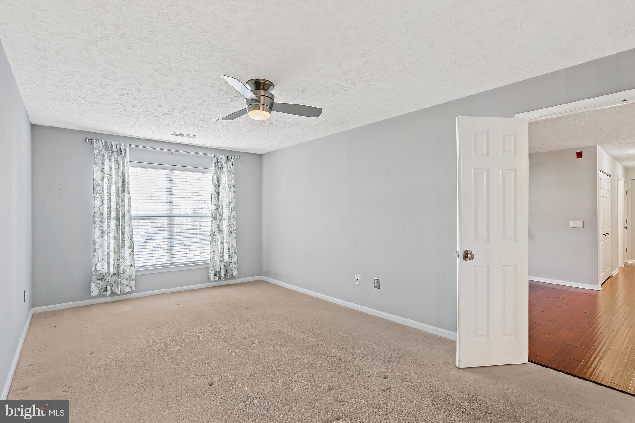 WINDGATE CONDO - Residential