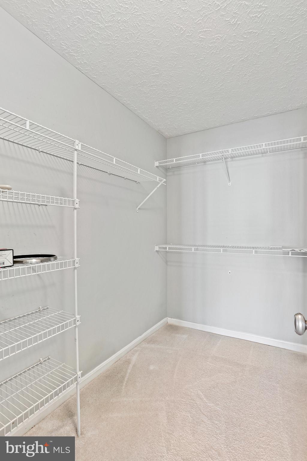 WINDGATE CONDO - Residential