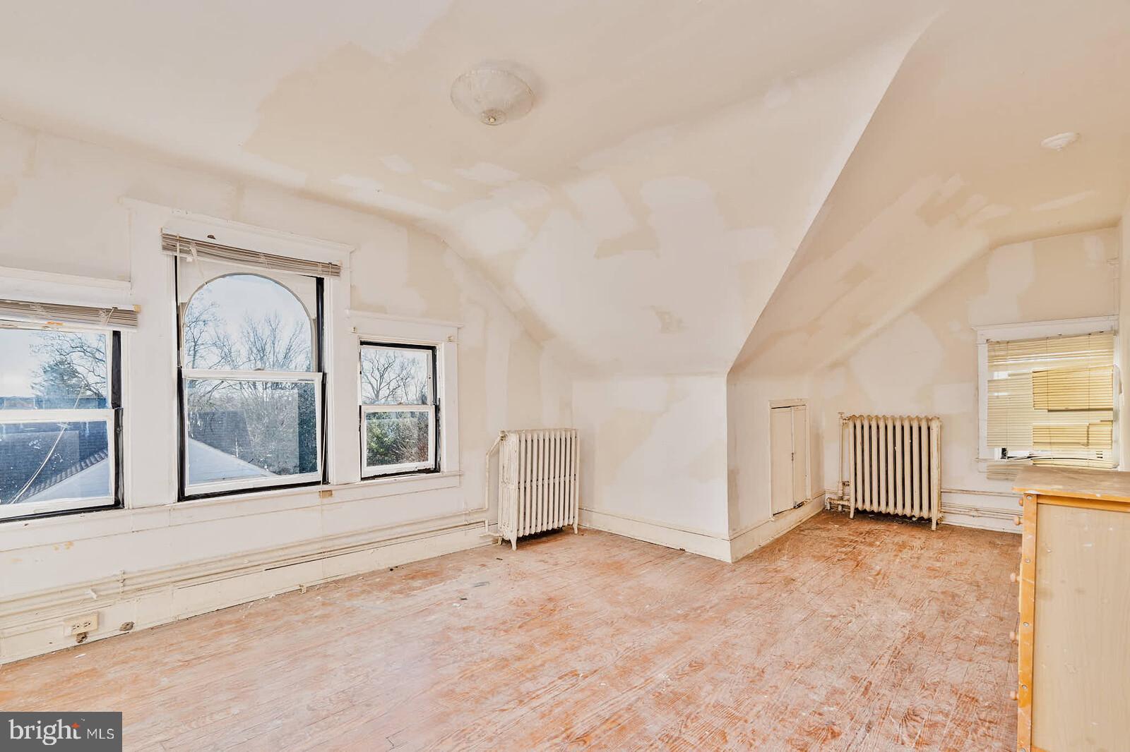 MORGAN PARK - Residential Income