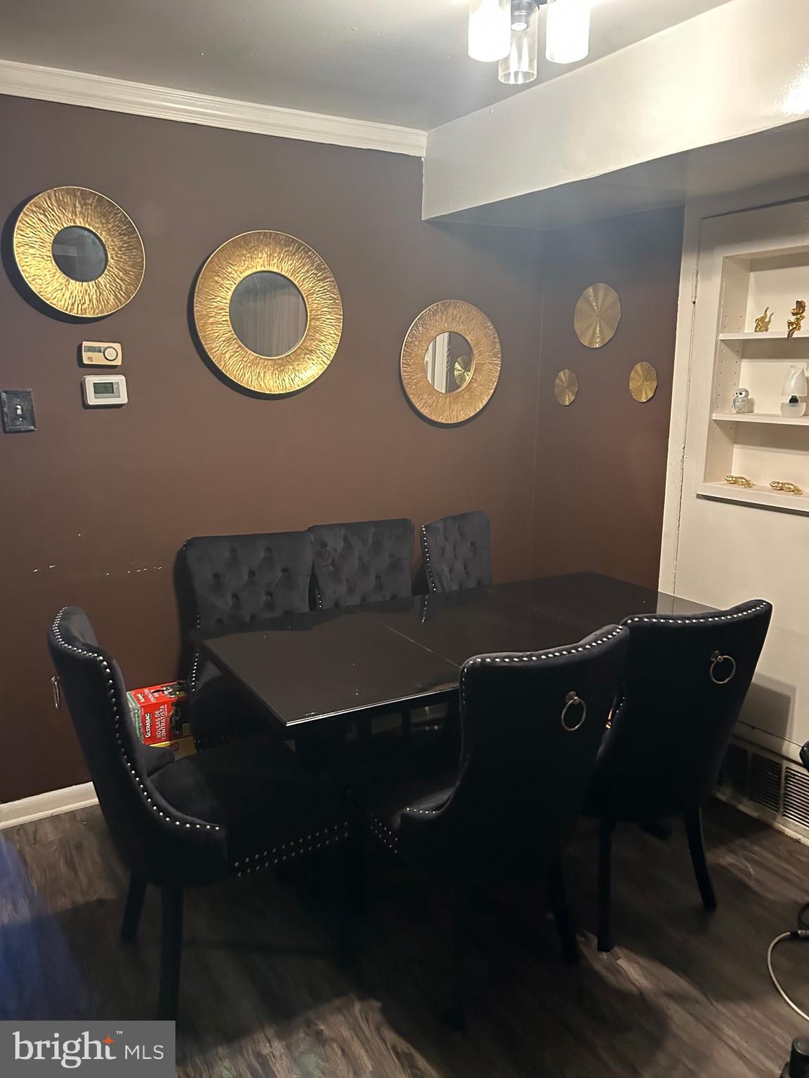 MARLOW-OLSON CONDO - Residential