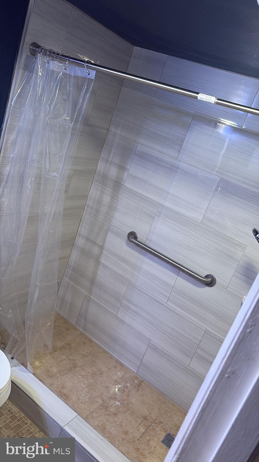 Unit #103 is the correct unit not #1.
Updated 2 bedrooms with 1 bath condo, great for starter home or investment.
New kitchen cabinets and flooring to be installed.