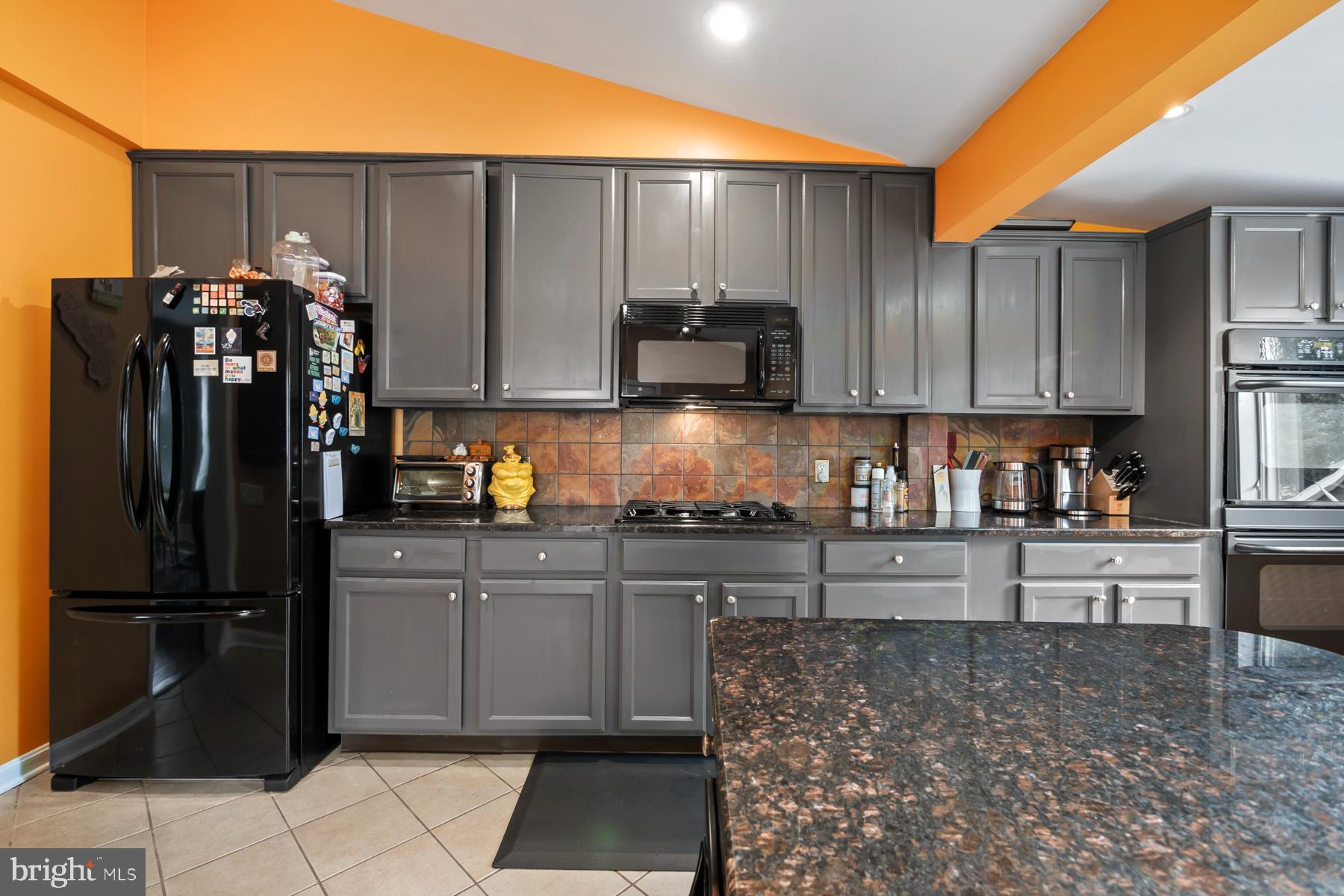 JENKINTOWN - Residential