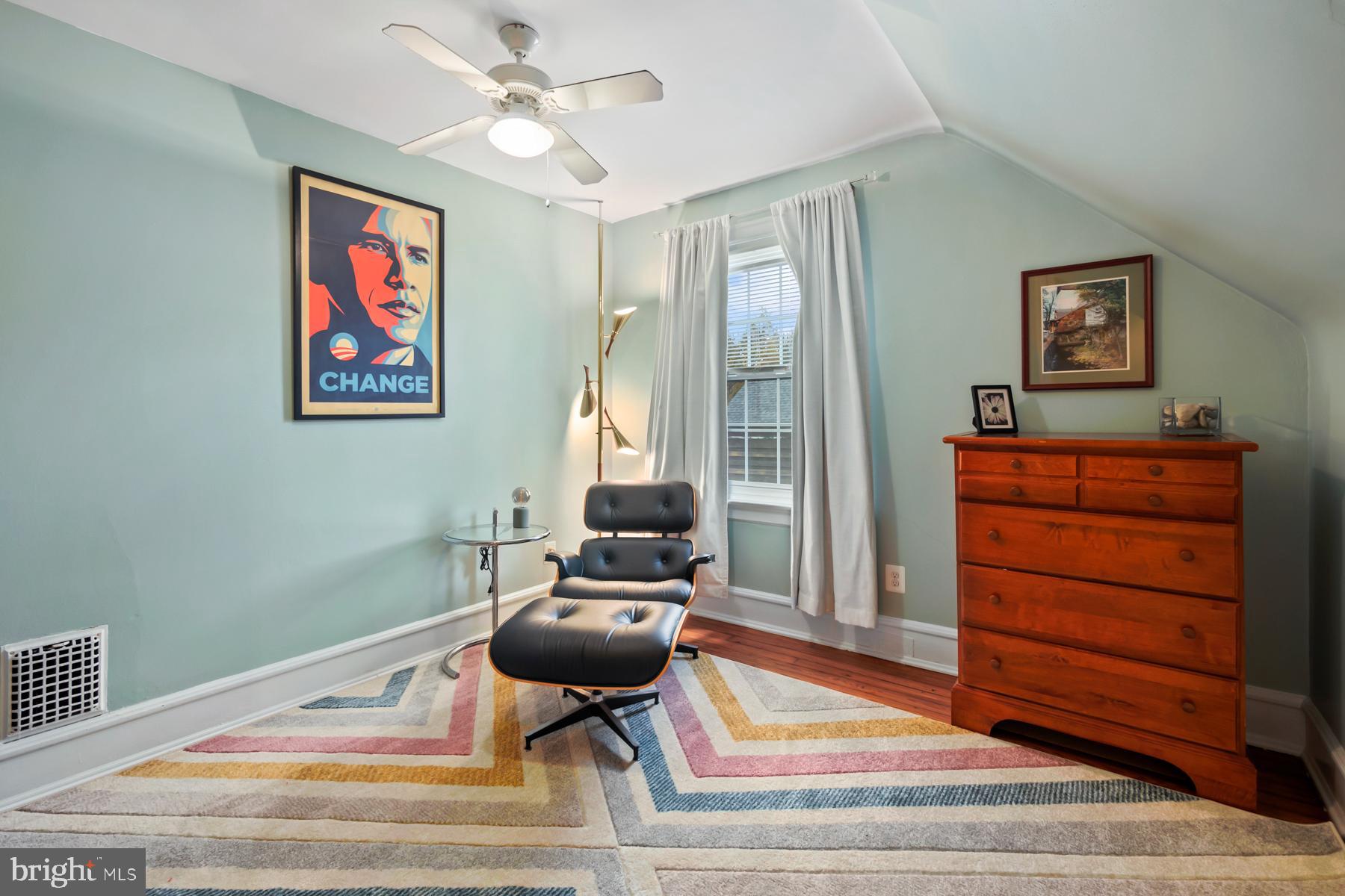 JENKINTOWN - Residential
