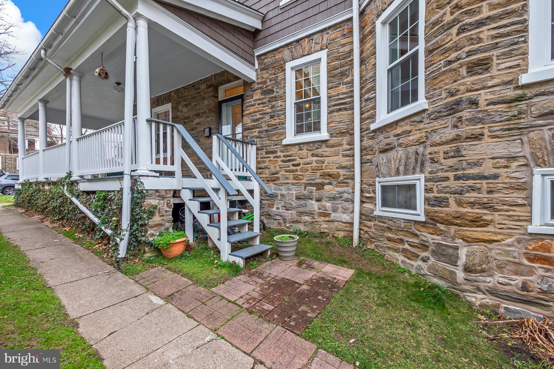 JENKINTOWN - Residential