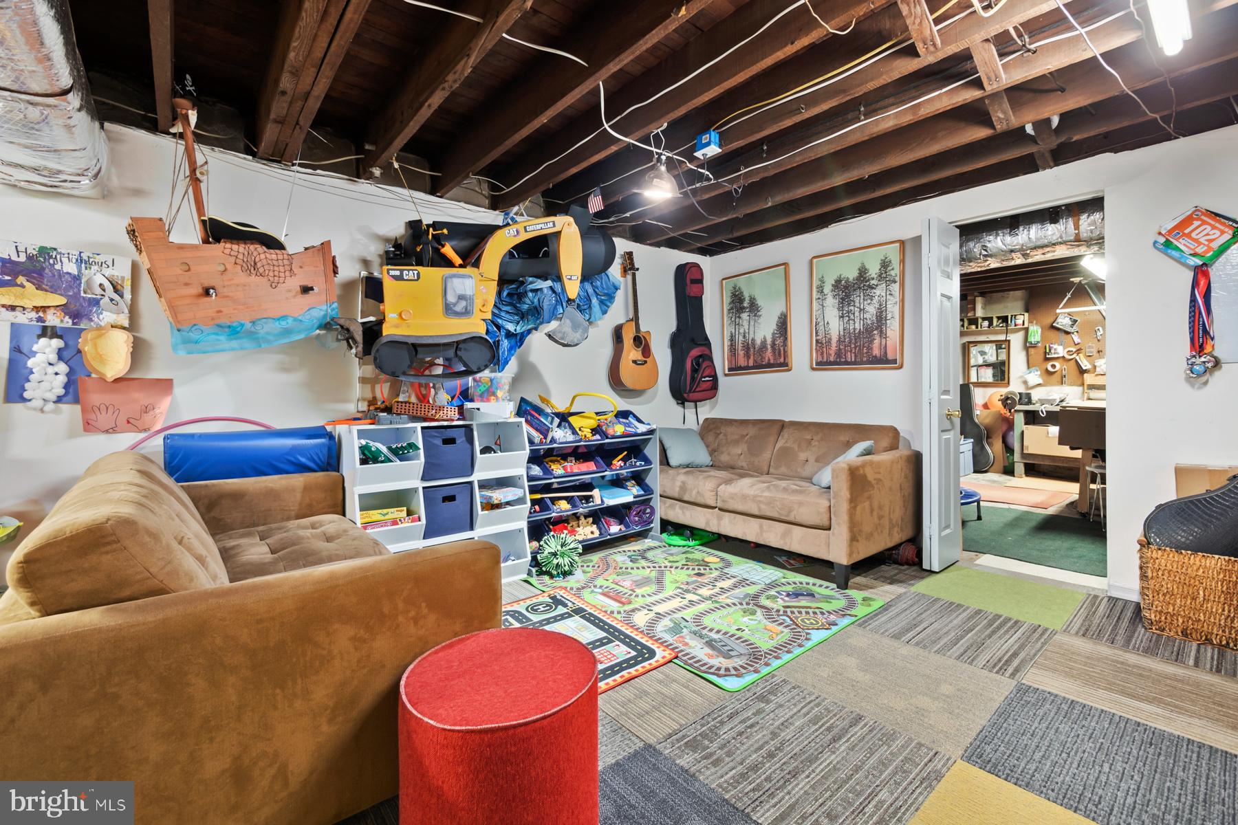JENKINTOWN - Residential