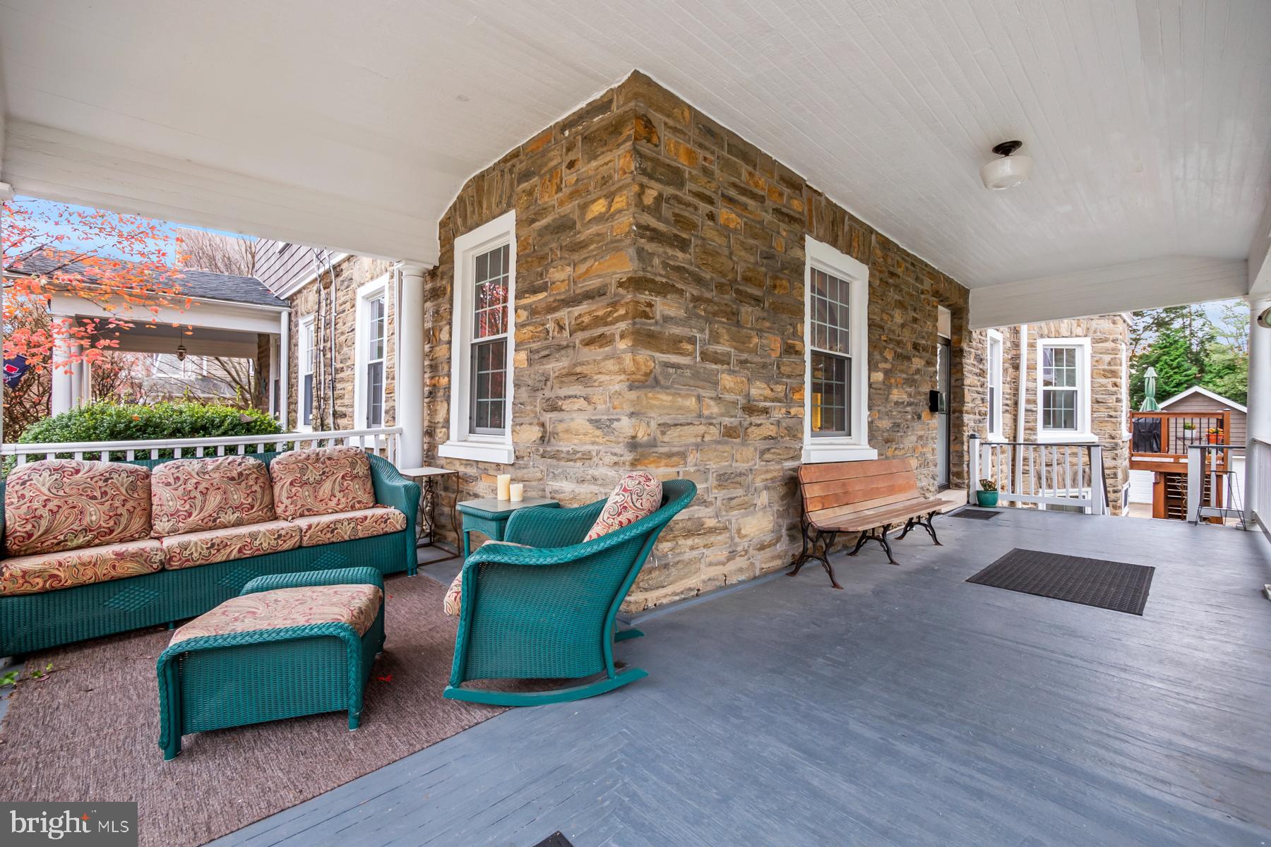 JENKINTOWN - Residential
