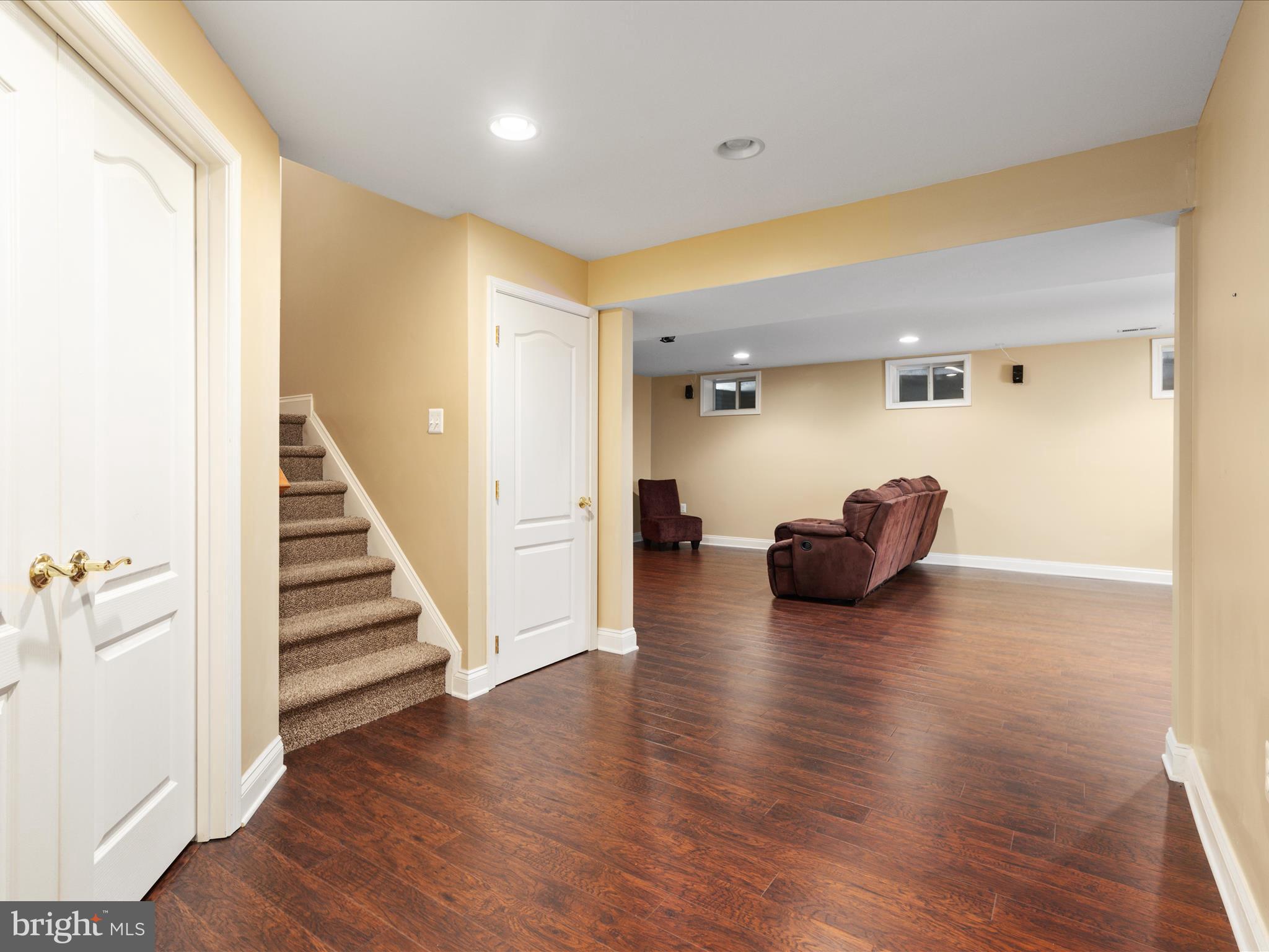 HAMMONDS MILL - Residential