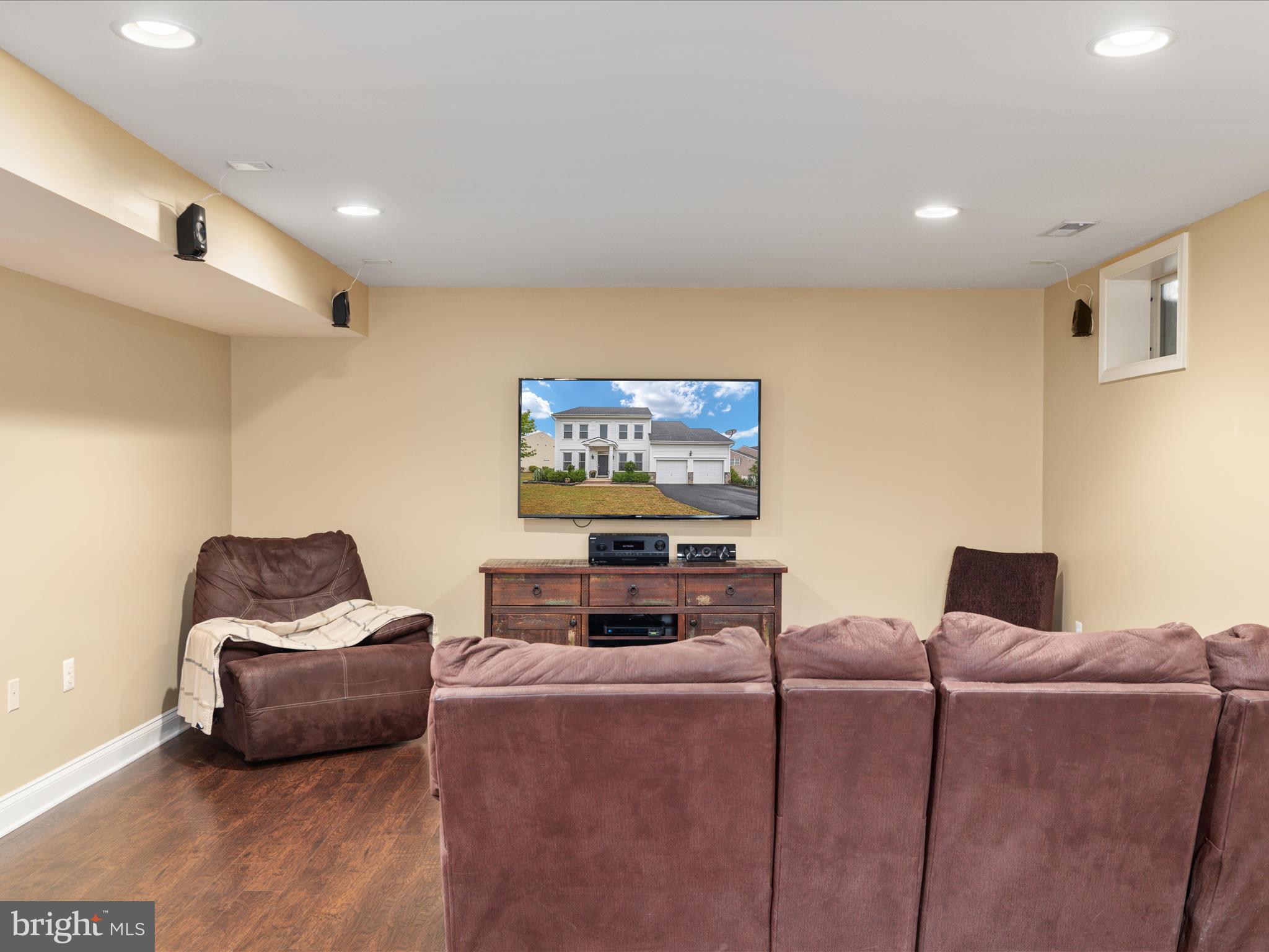 HAMMONDS MILL - Residential