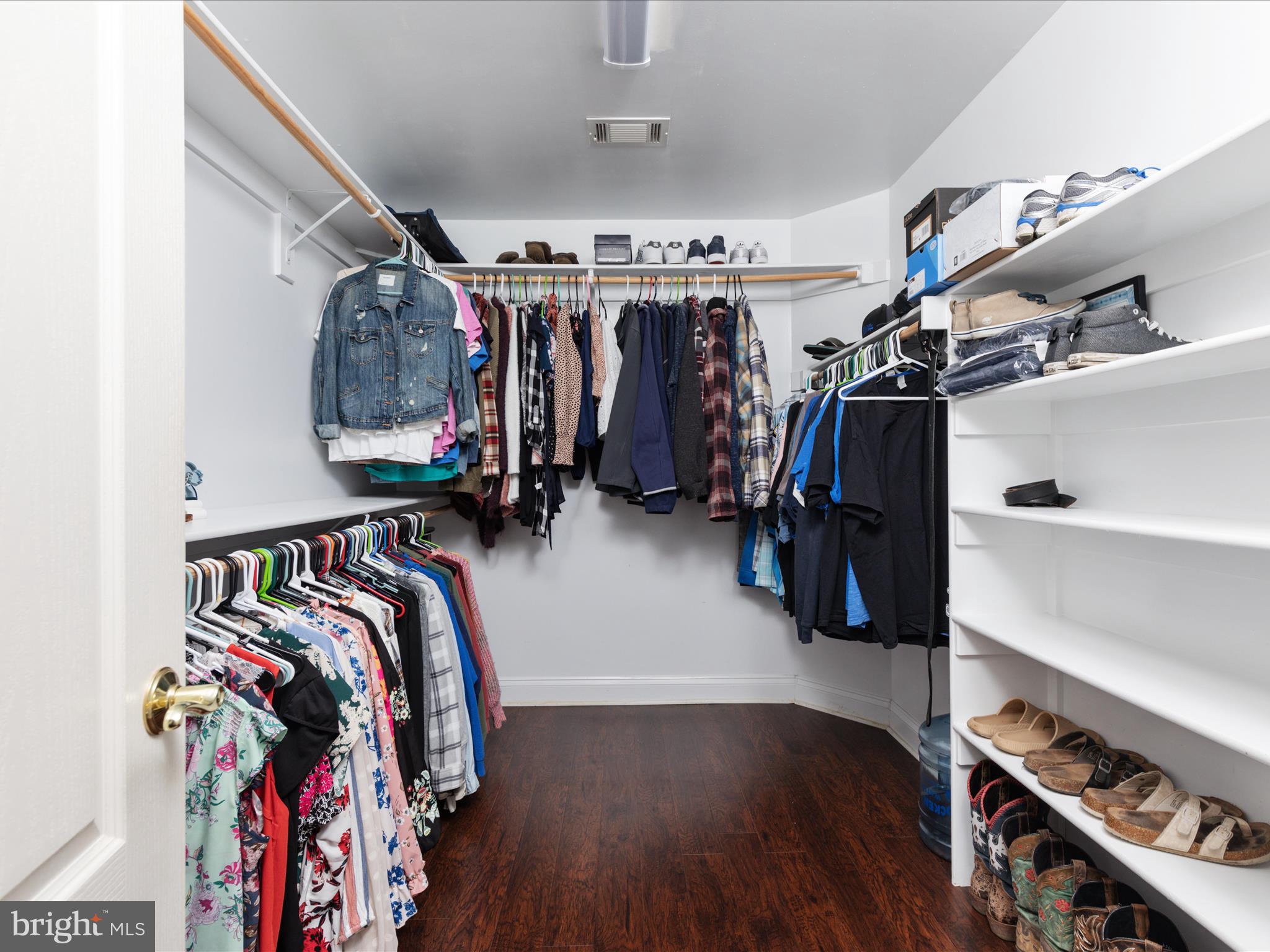 HAMMONDS MILL - Residential