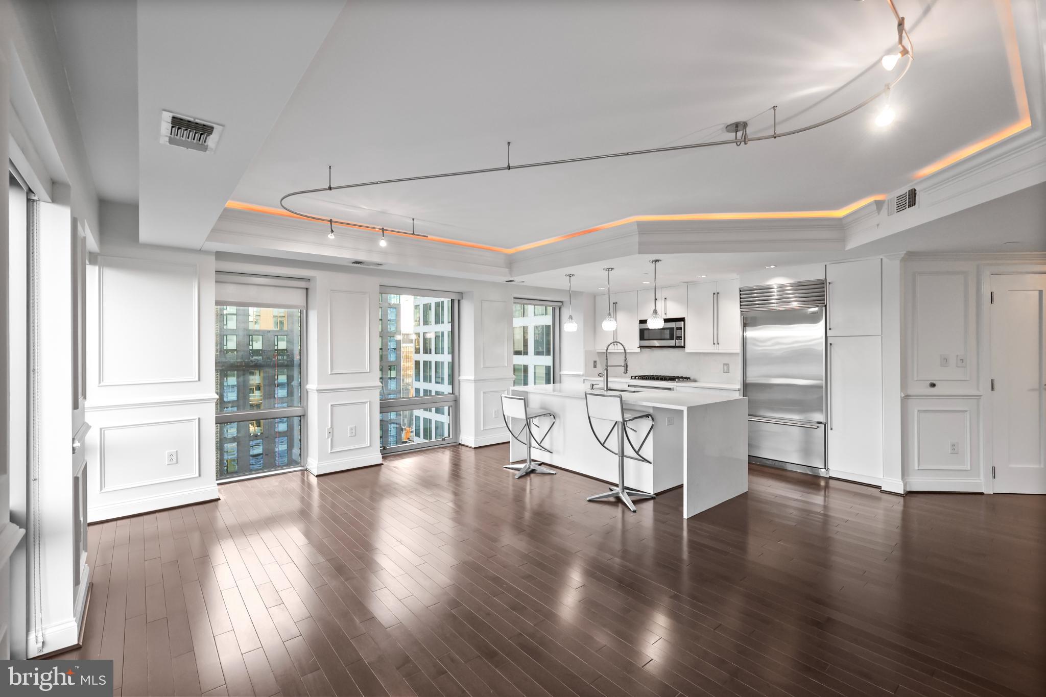 1111 19TH STREET N 1707
