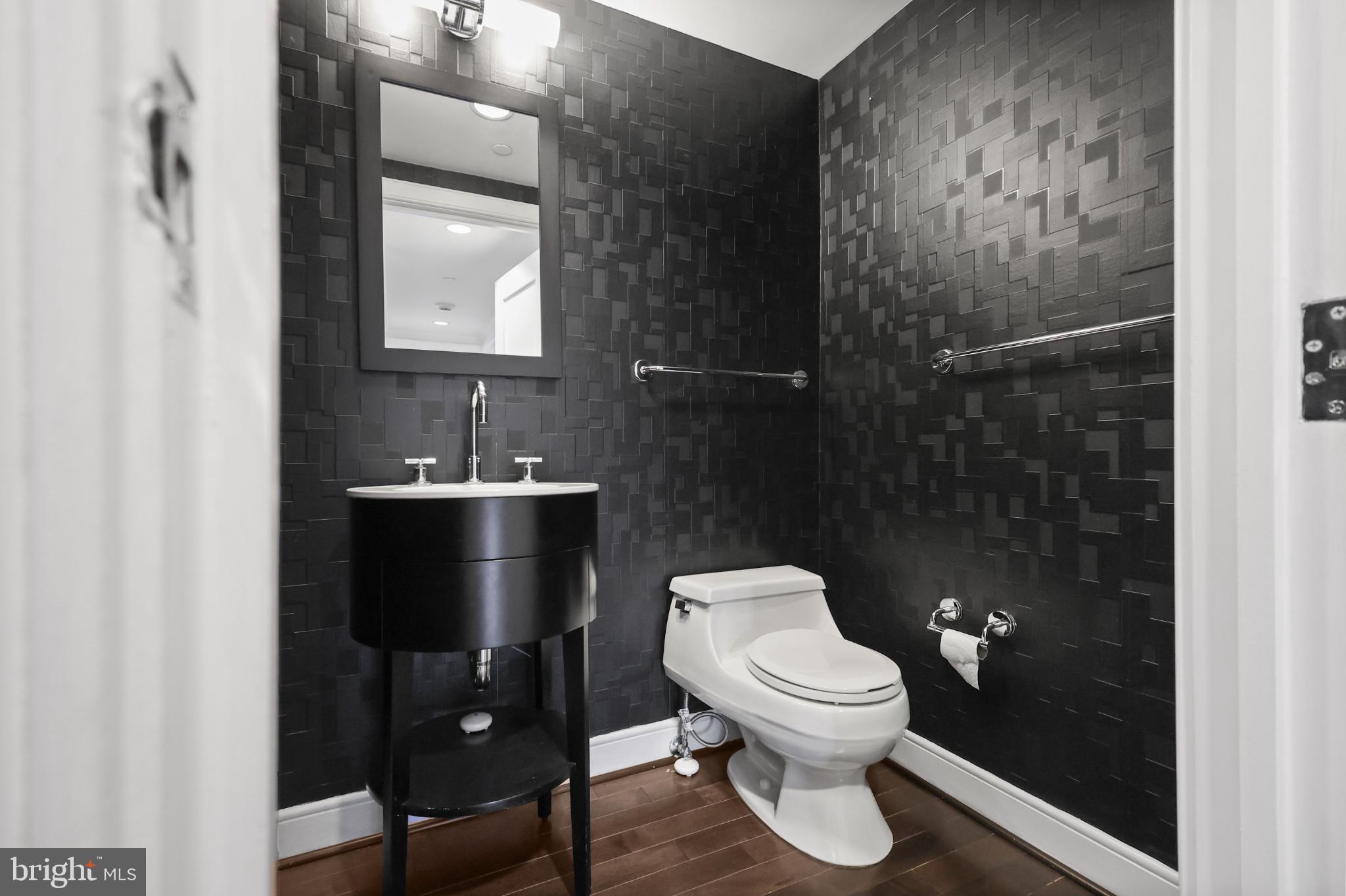 THE WATERVIEW - Residential