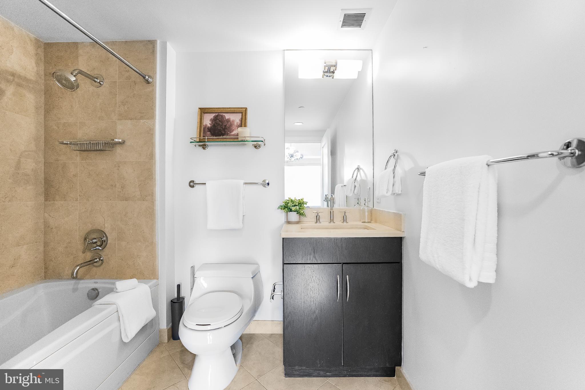 THE WATERVIEW - Residential