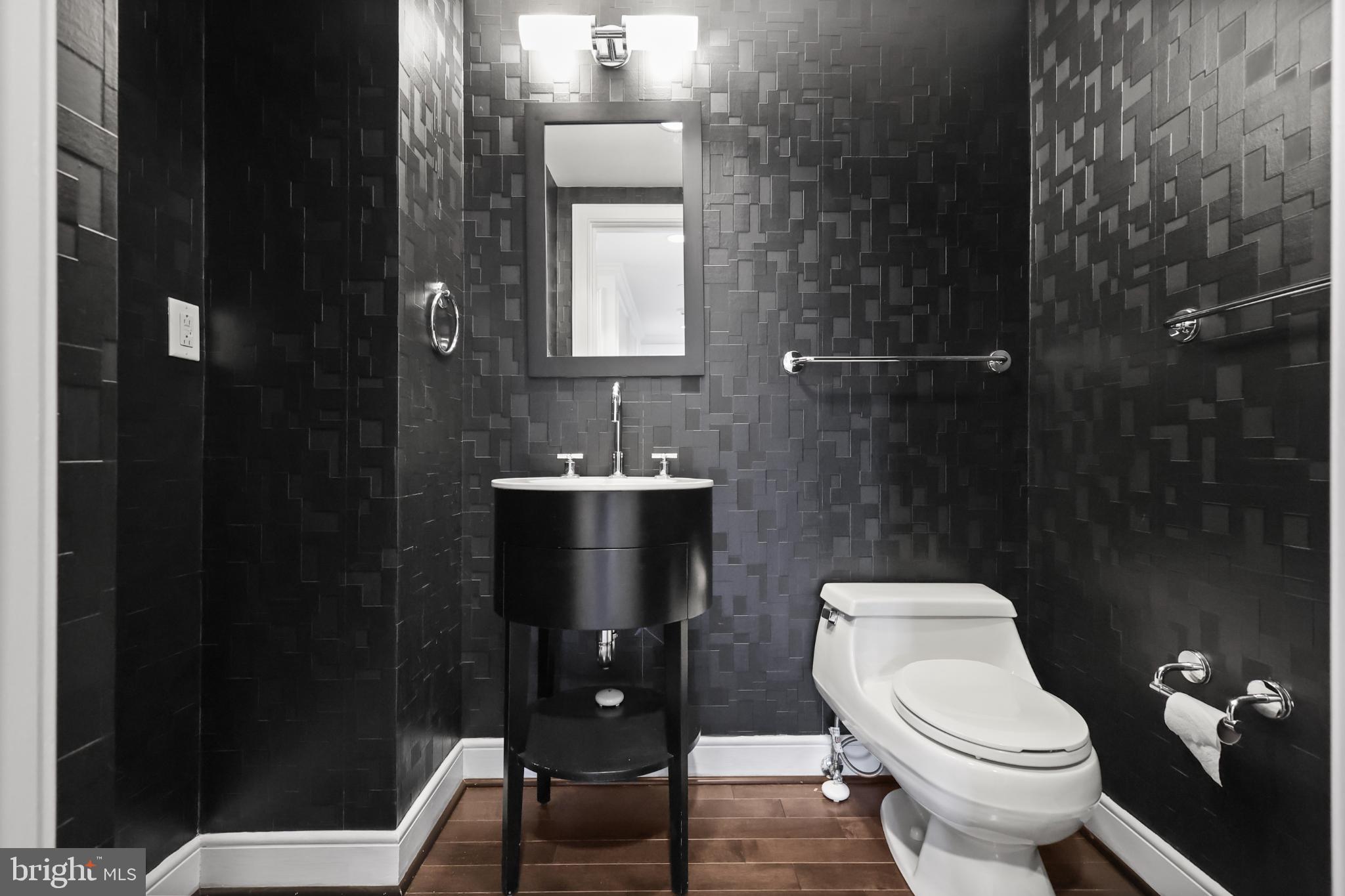 THE WATERVIEW - Residential