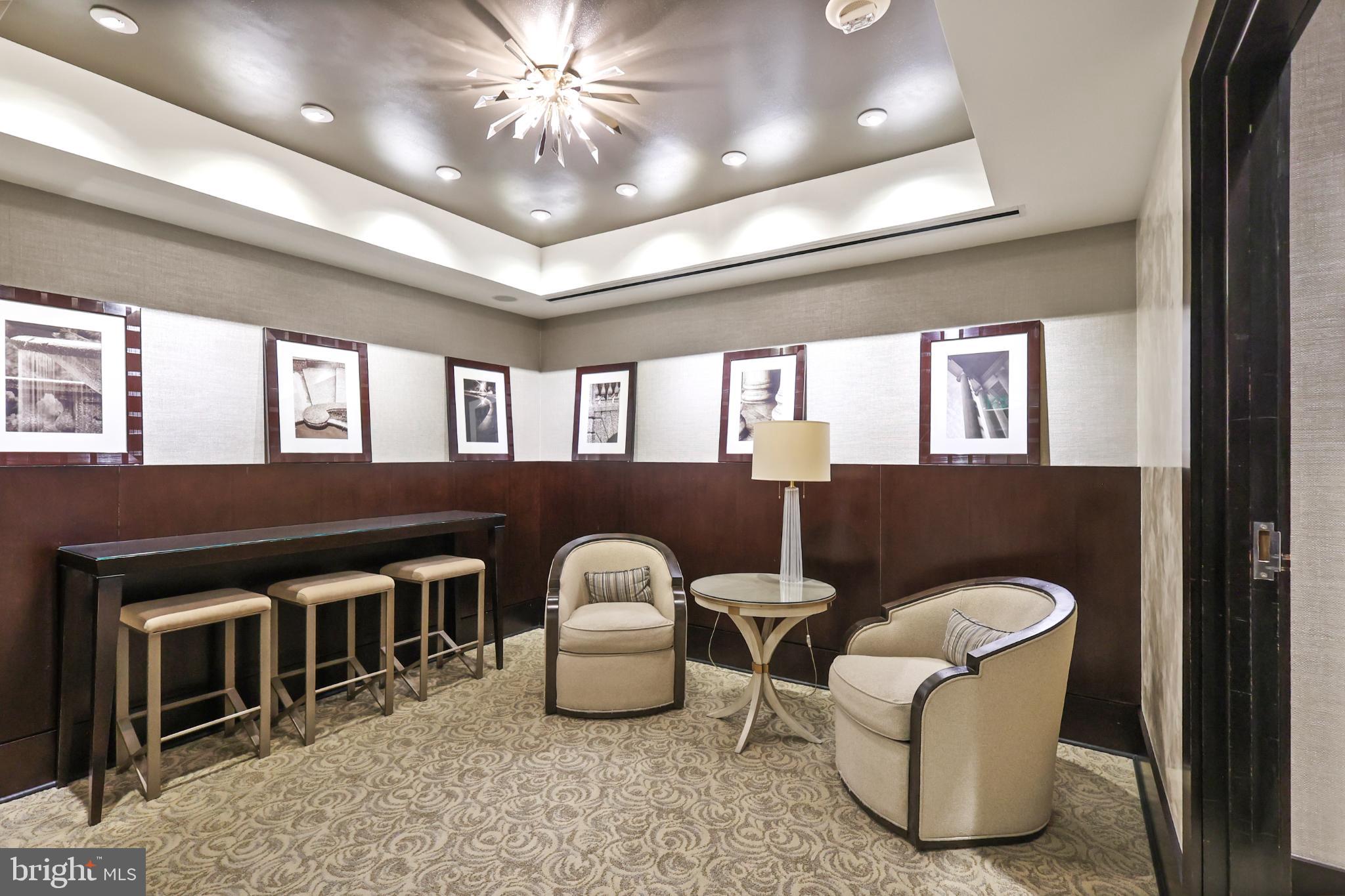 THE WATERVIEW - Residential