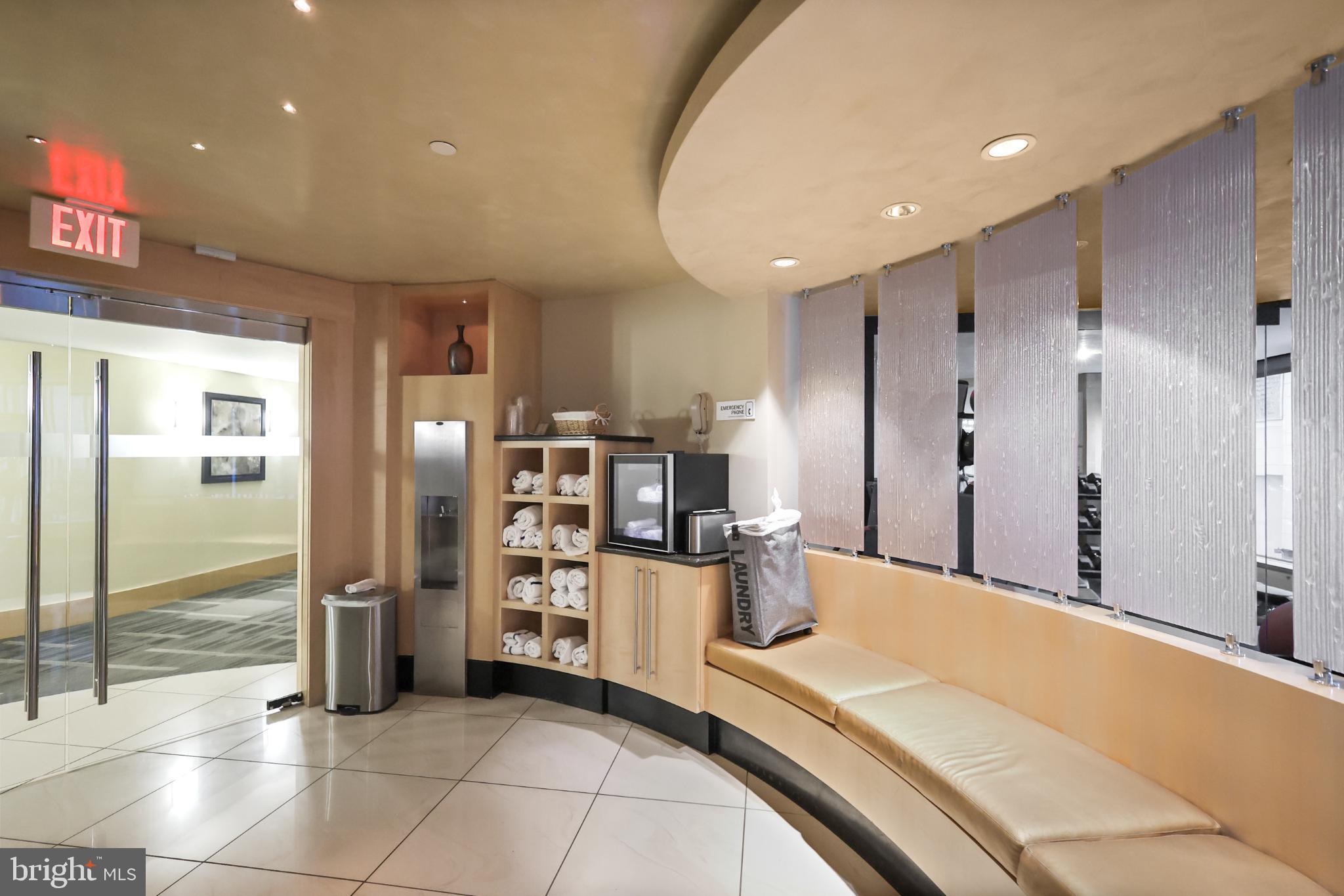 THE WATERVIEW - Residential