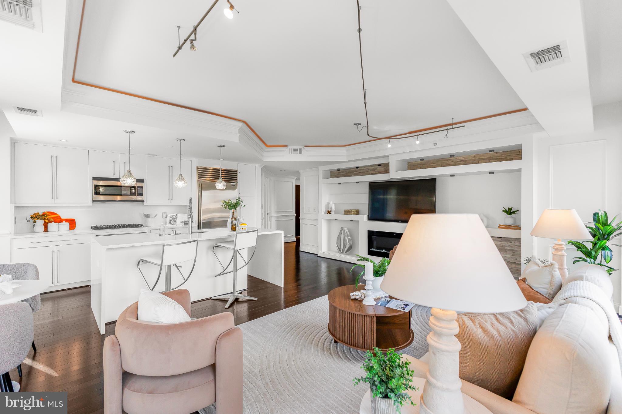 THE WATERVIEW - Residential