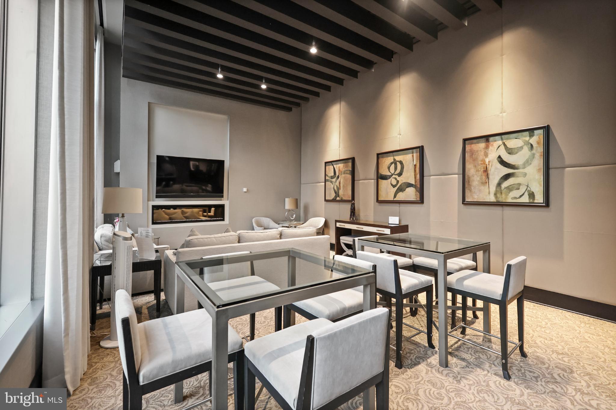 THE WATERVIEW - Residential