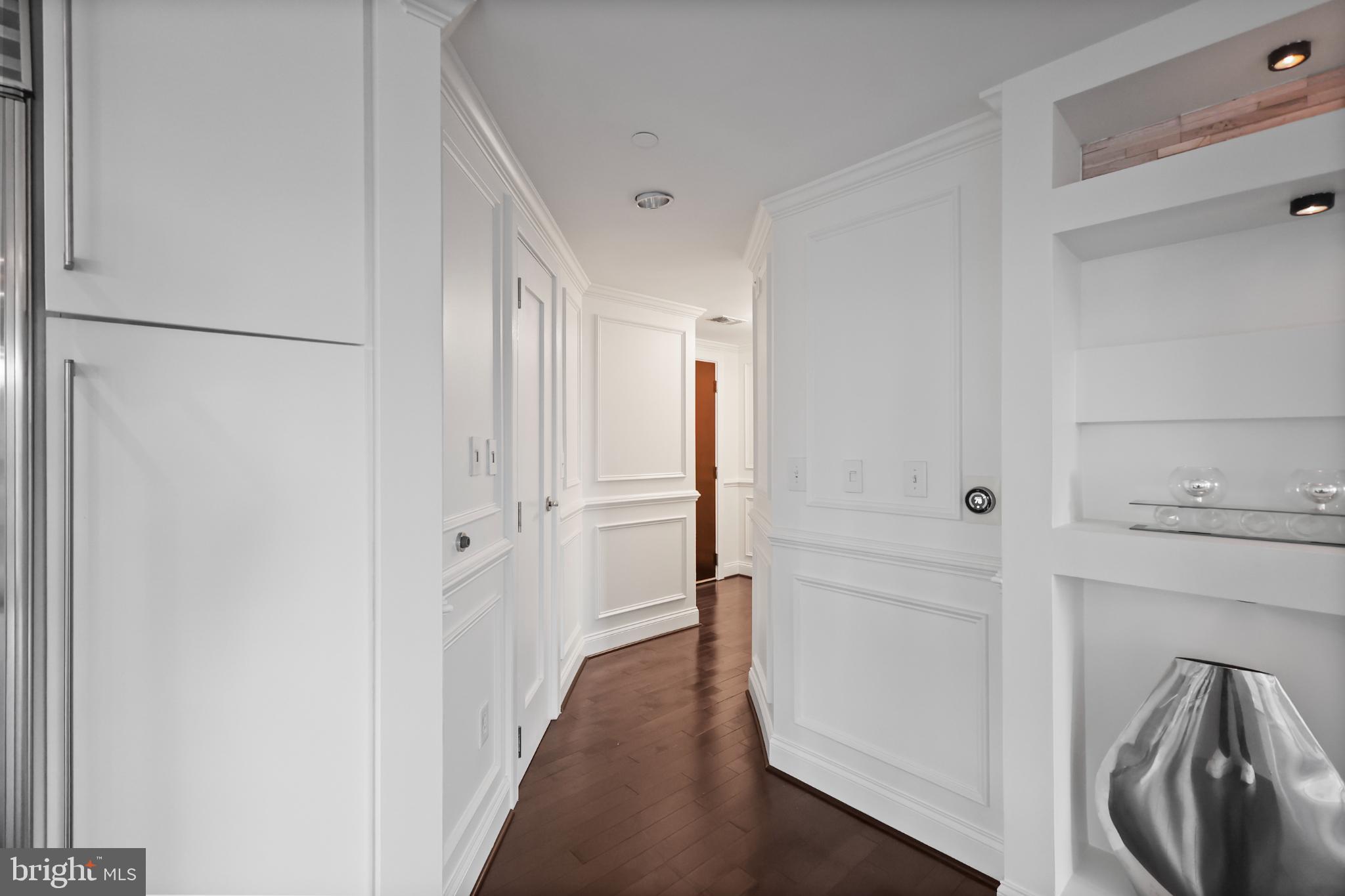 THE WATERVIEW - Residential