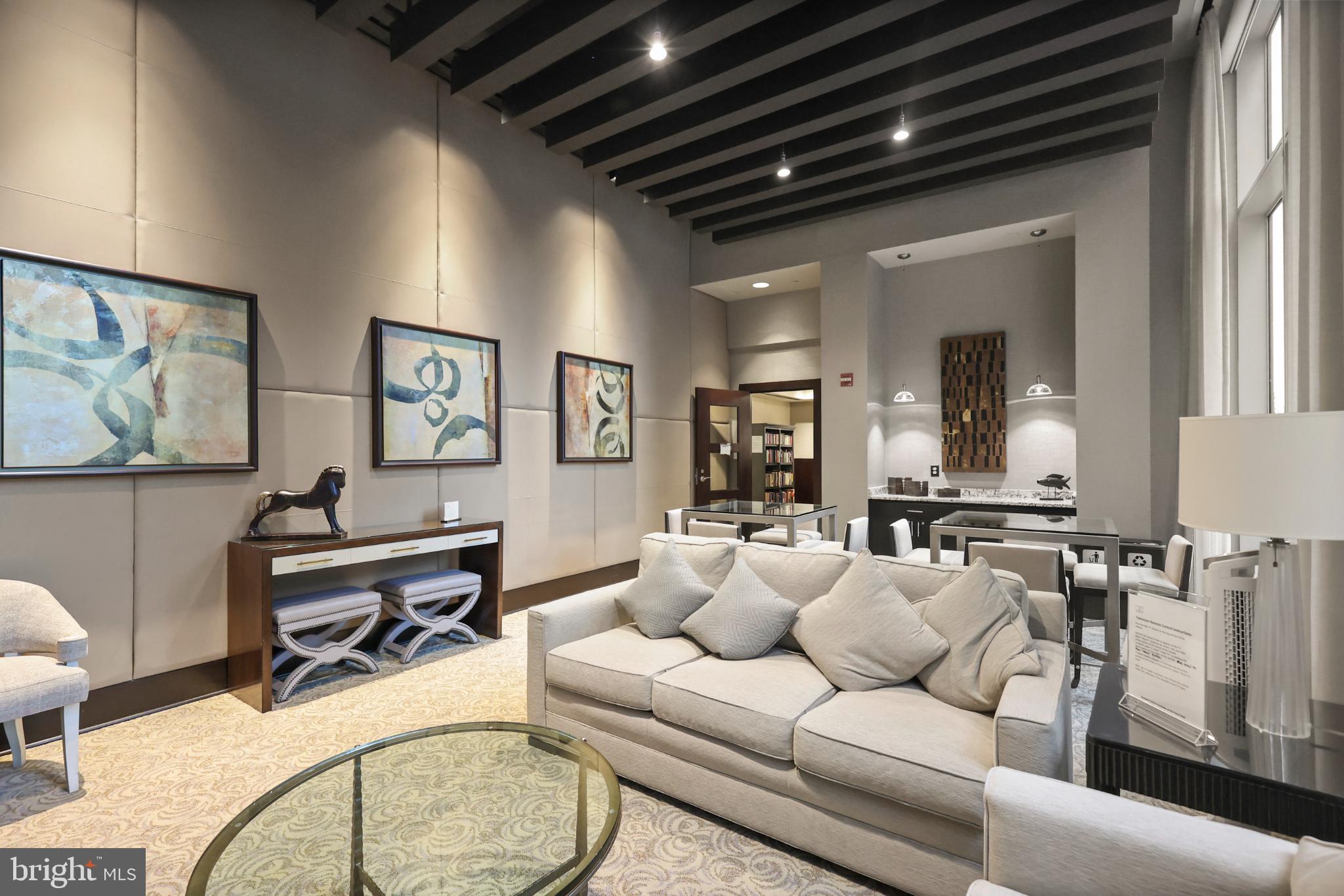 THE WATERVIEW - Residential