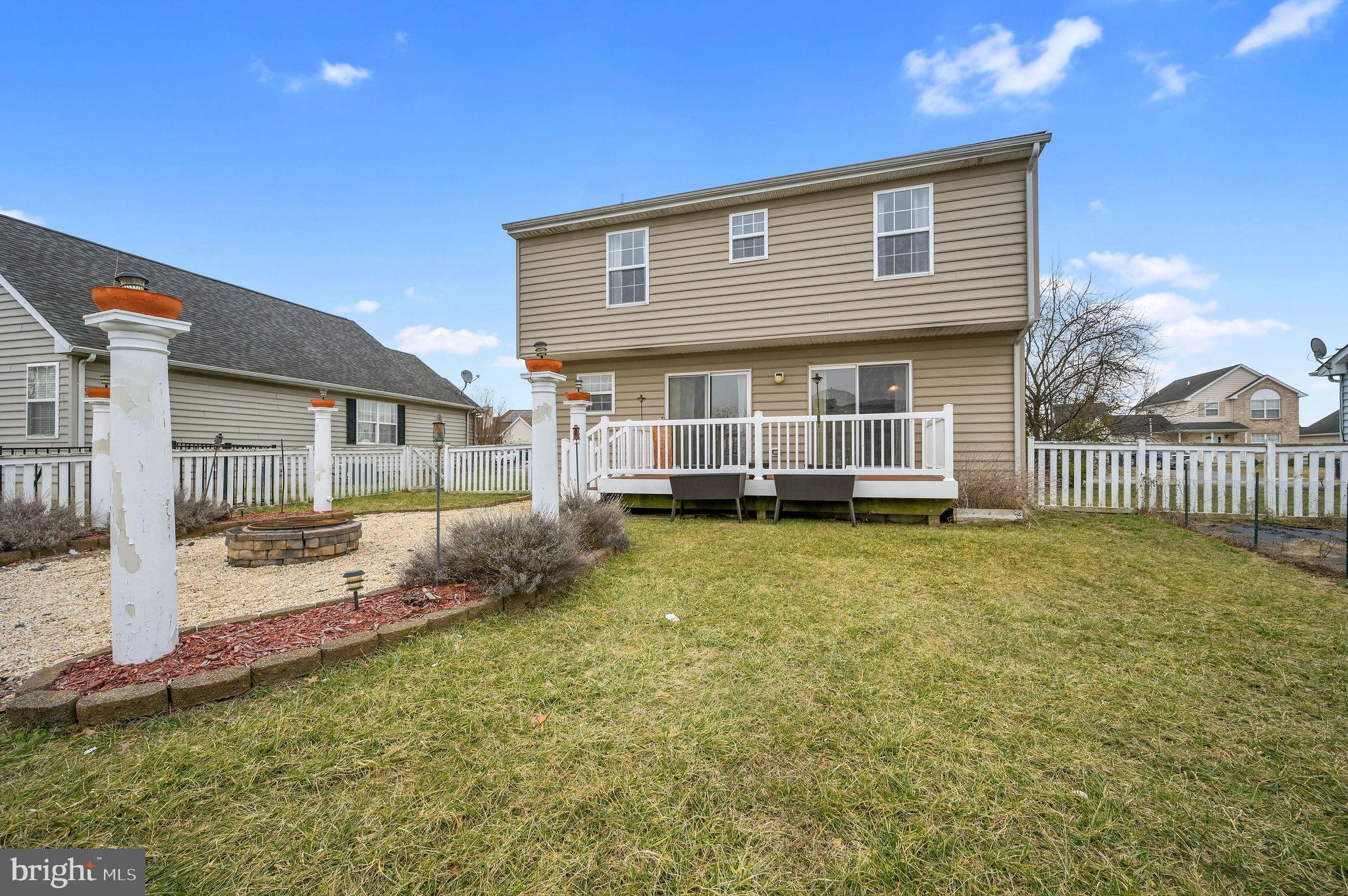 SUNNYSIDE VILLAGE - Residential