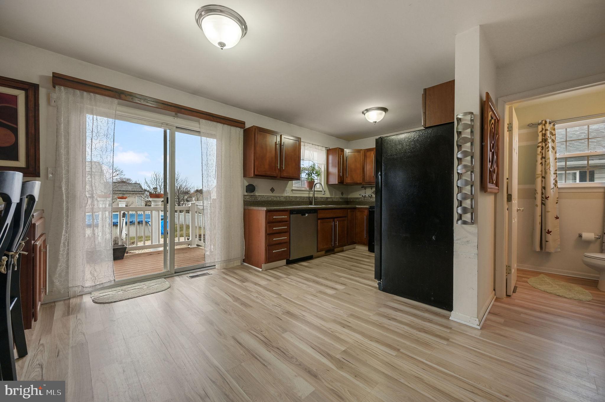 SUNNYSIDE VILLAGE - Residential