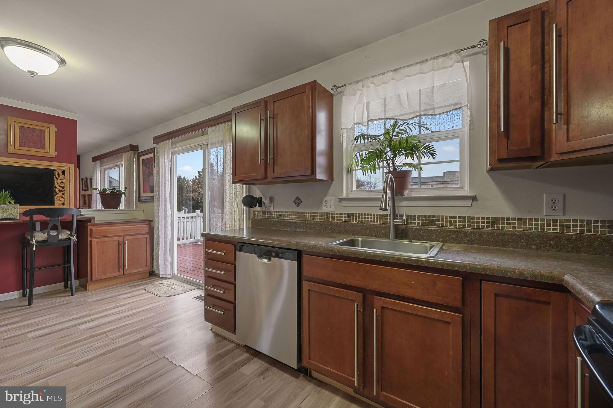 SUNNYSIDE VILLAGE - Residential