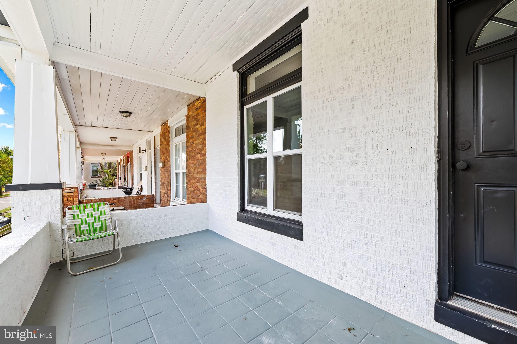 PARK CIRCLE - Residential
