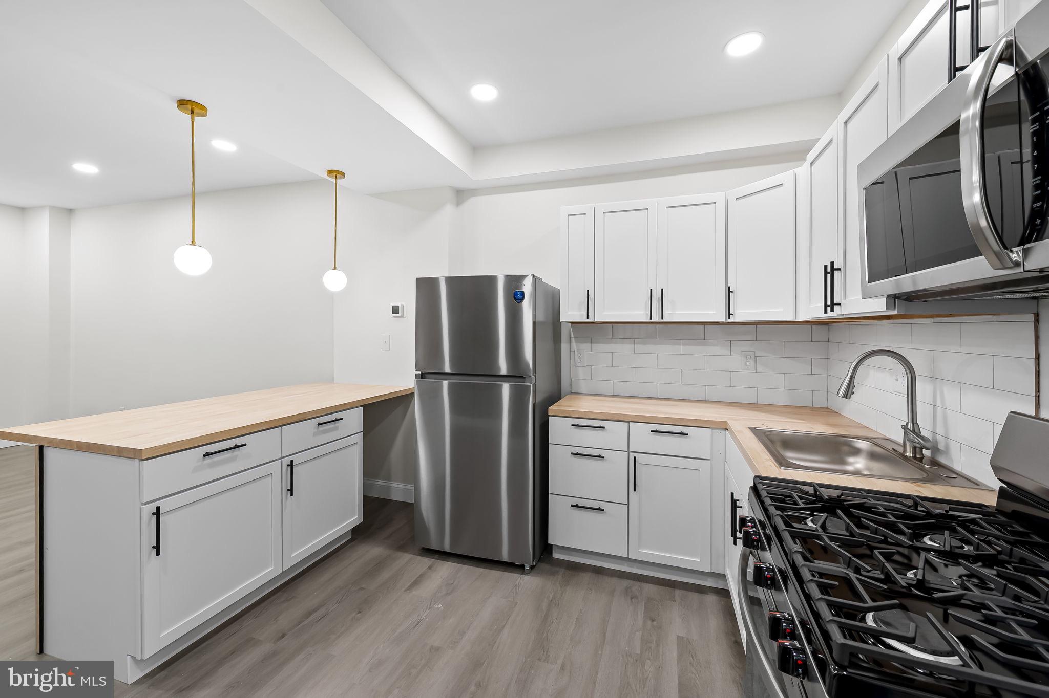 PARK CIRCLE - Residential