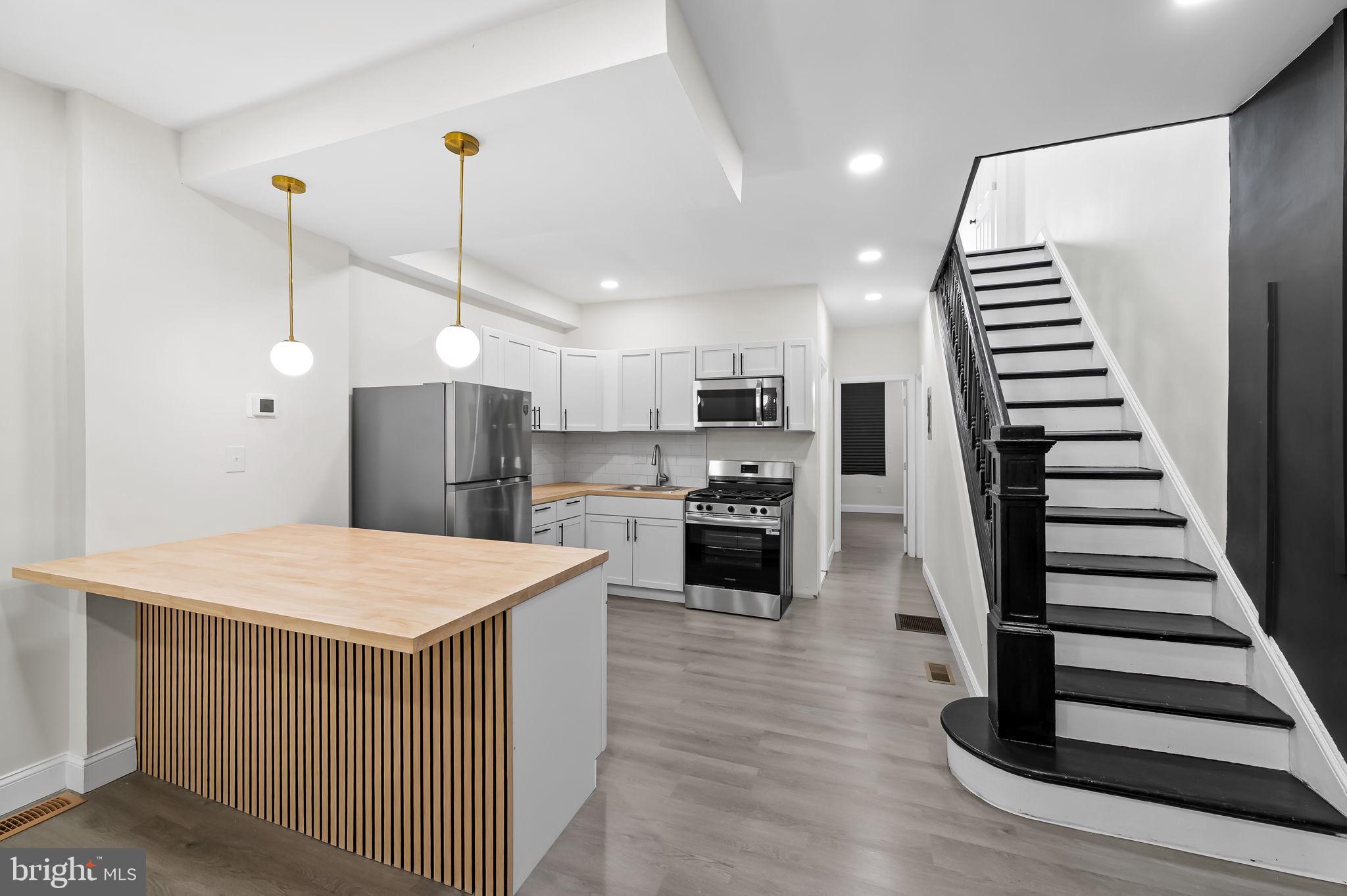 PARK CIRCLE - Residential