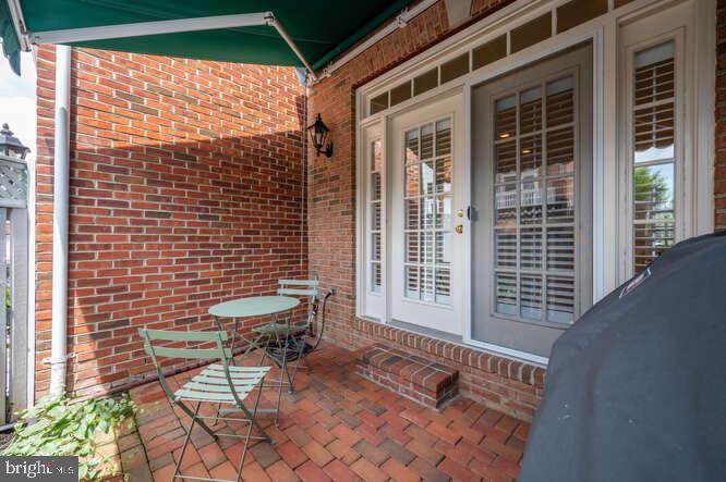 OLD TOWN VILLAGE - Residential