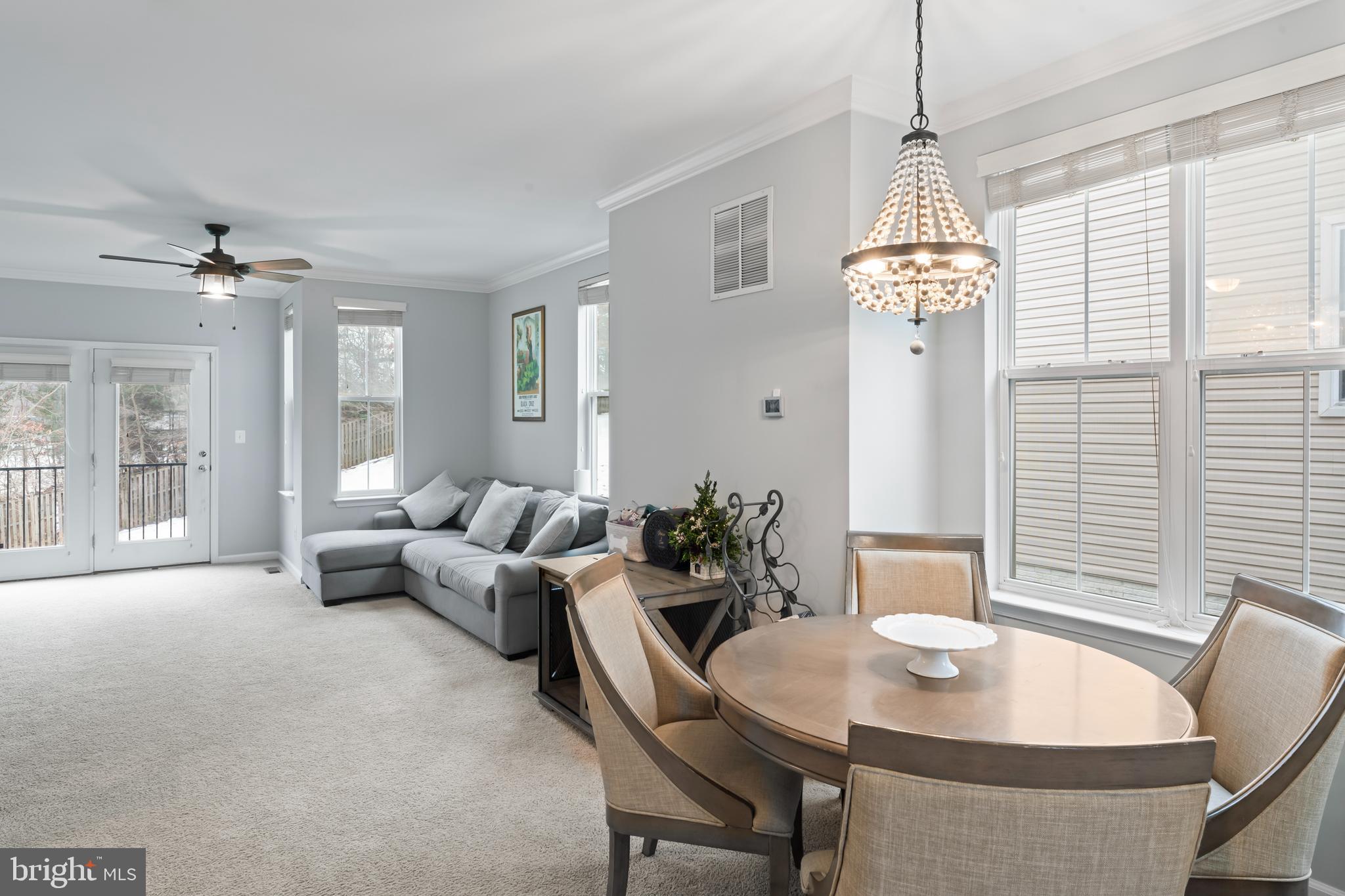 RIVER OAKS - Residential