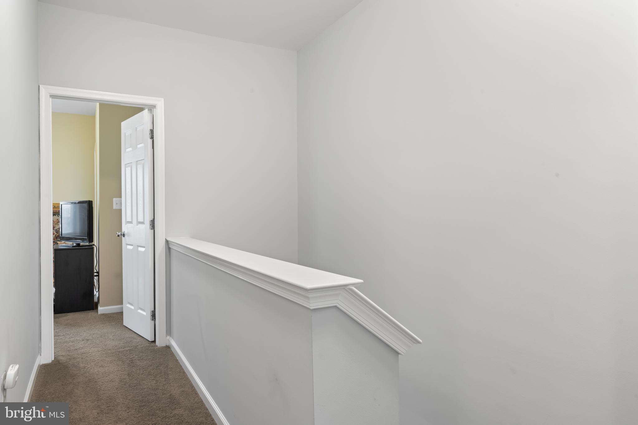 RIVER OAKS - Residential