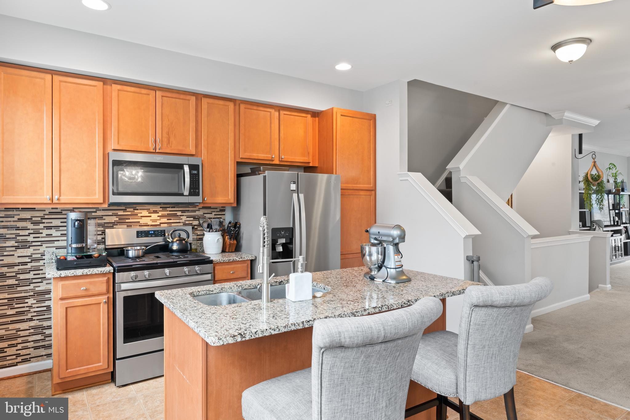 RIVER OAKS - Residential