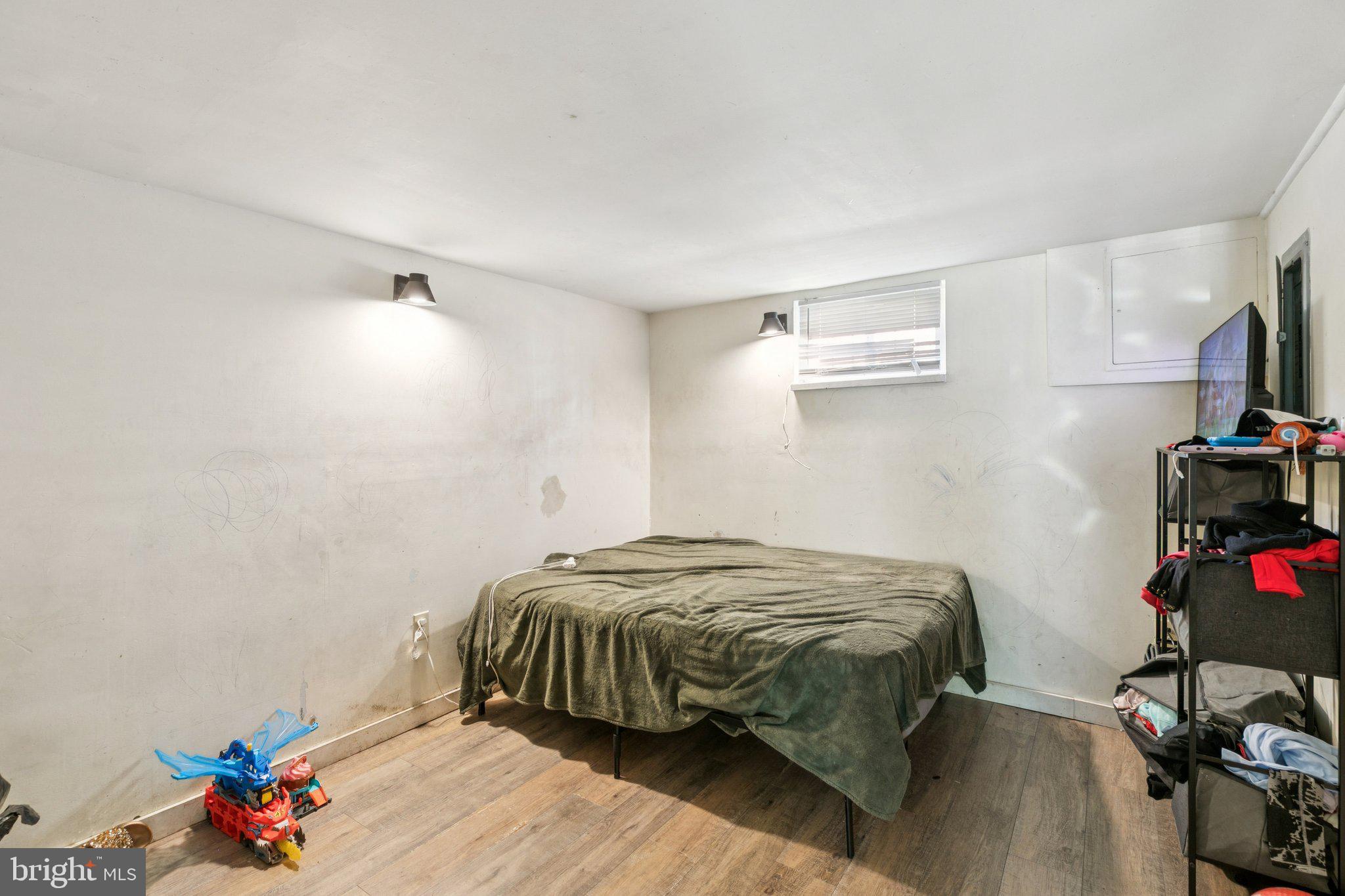 FERN ROCK - Residential Income