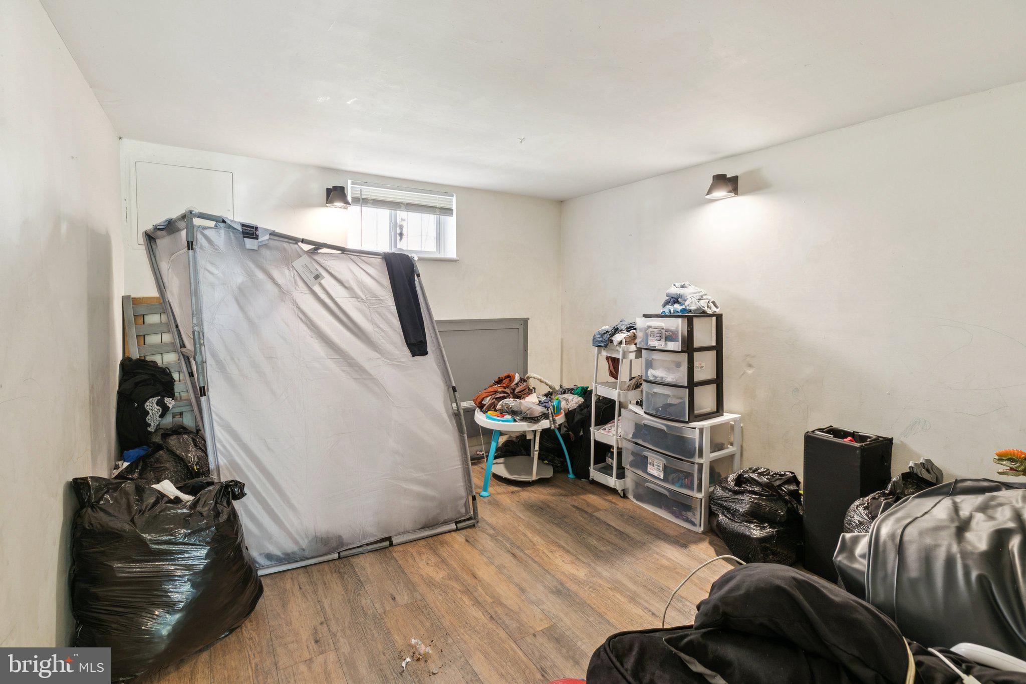 FERN ROCK - Residential Income